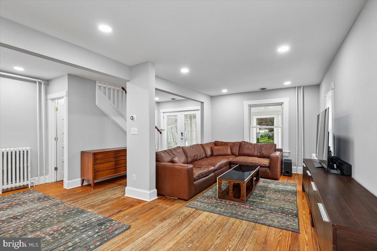 HOMEWOOD - Residential