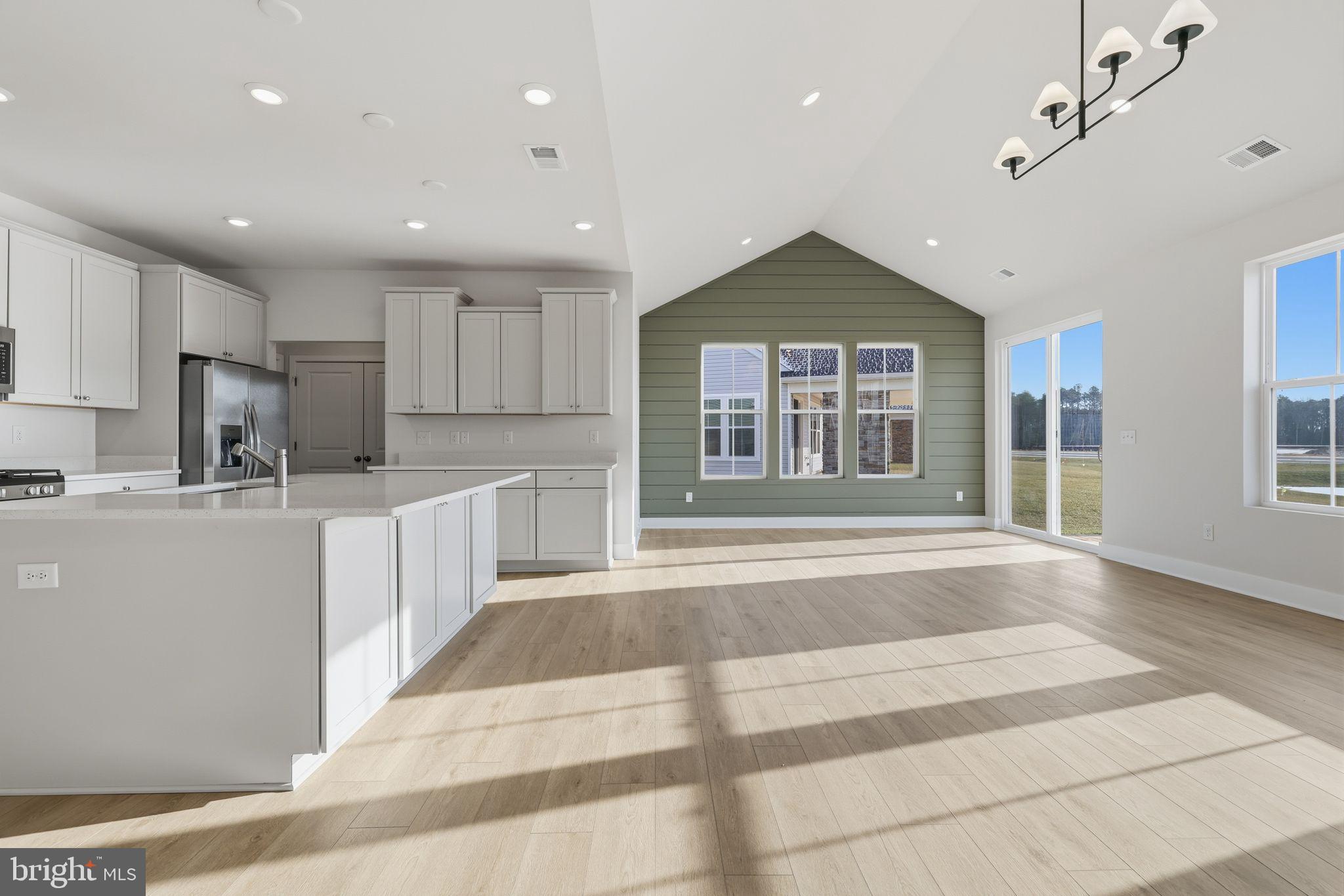BRIDGEWATER - Residential