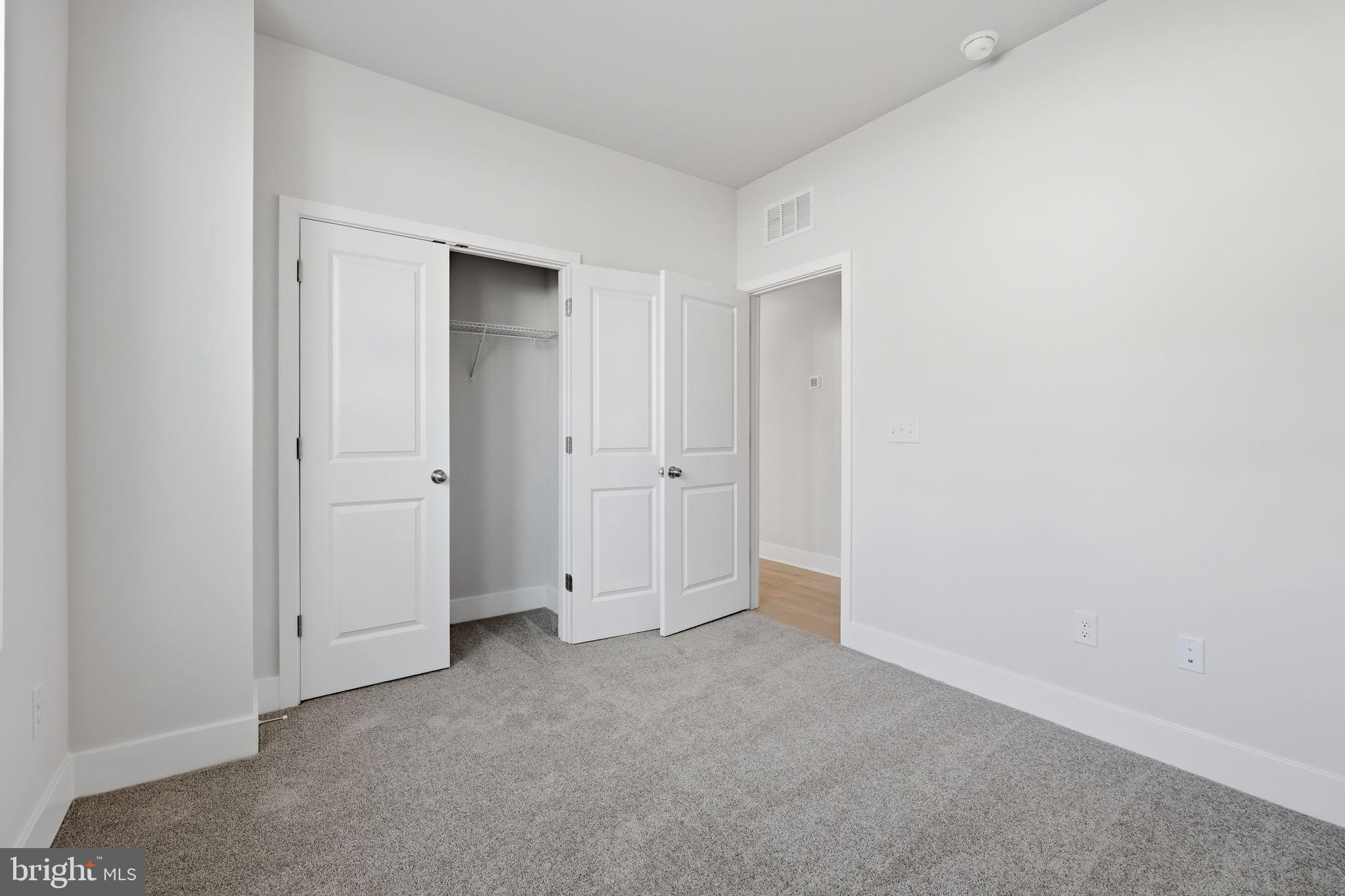 BRIDGEWATER - Residential