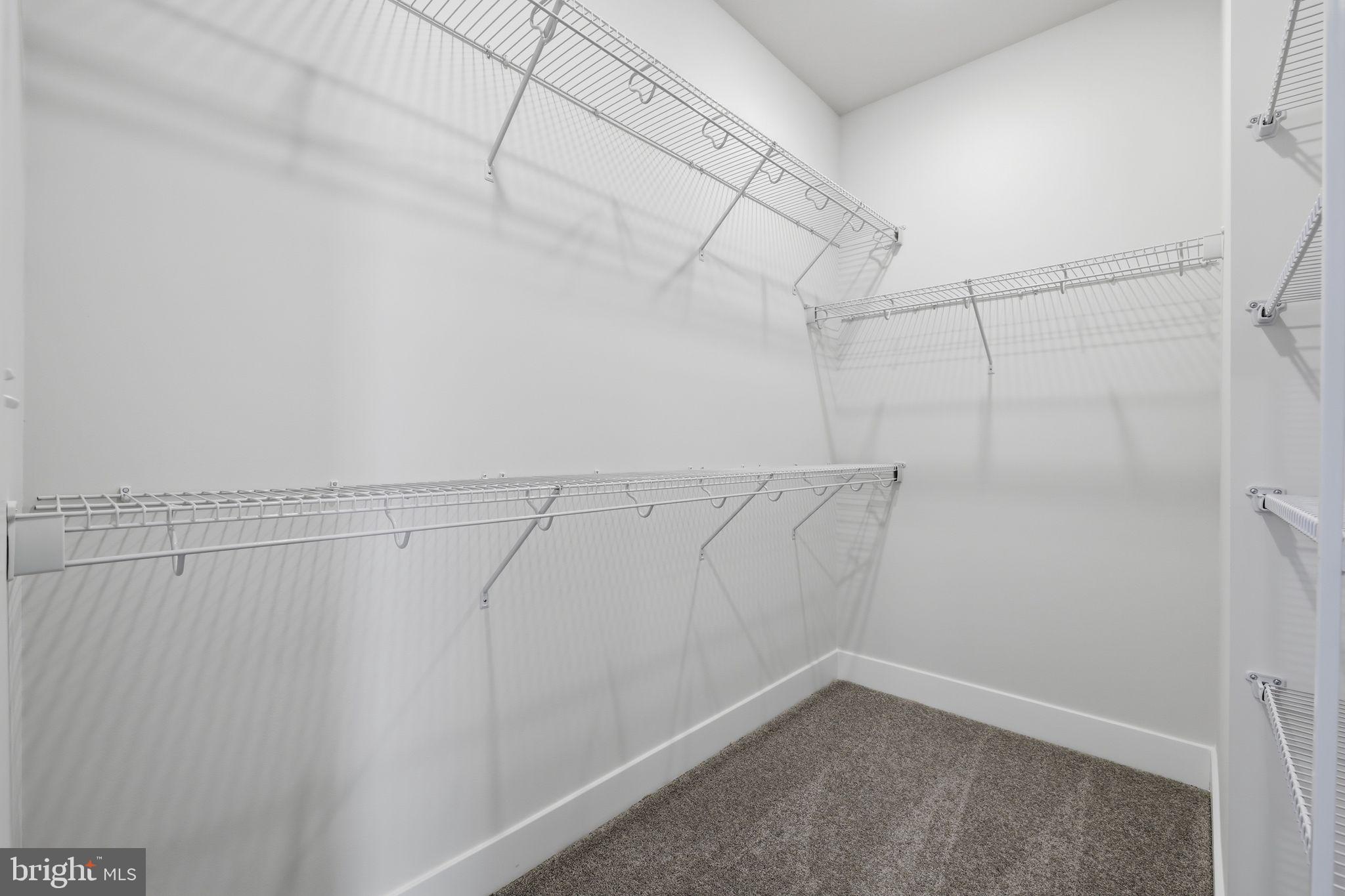 BRIDGEWATER - Residential