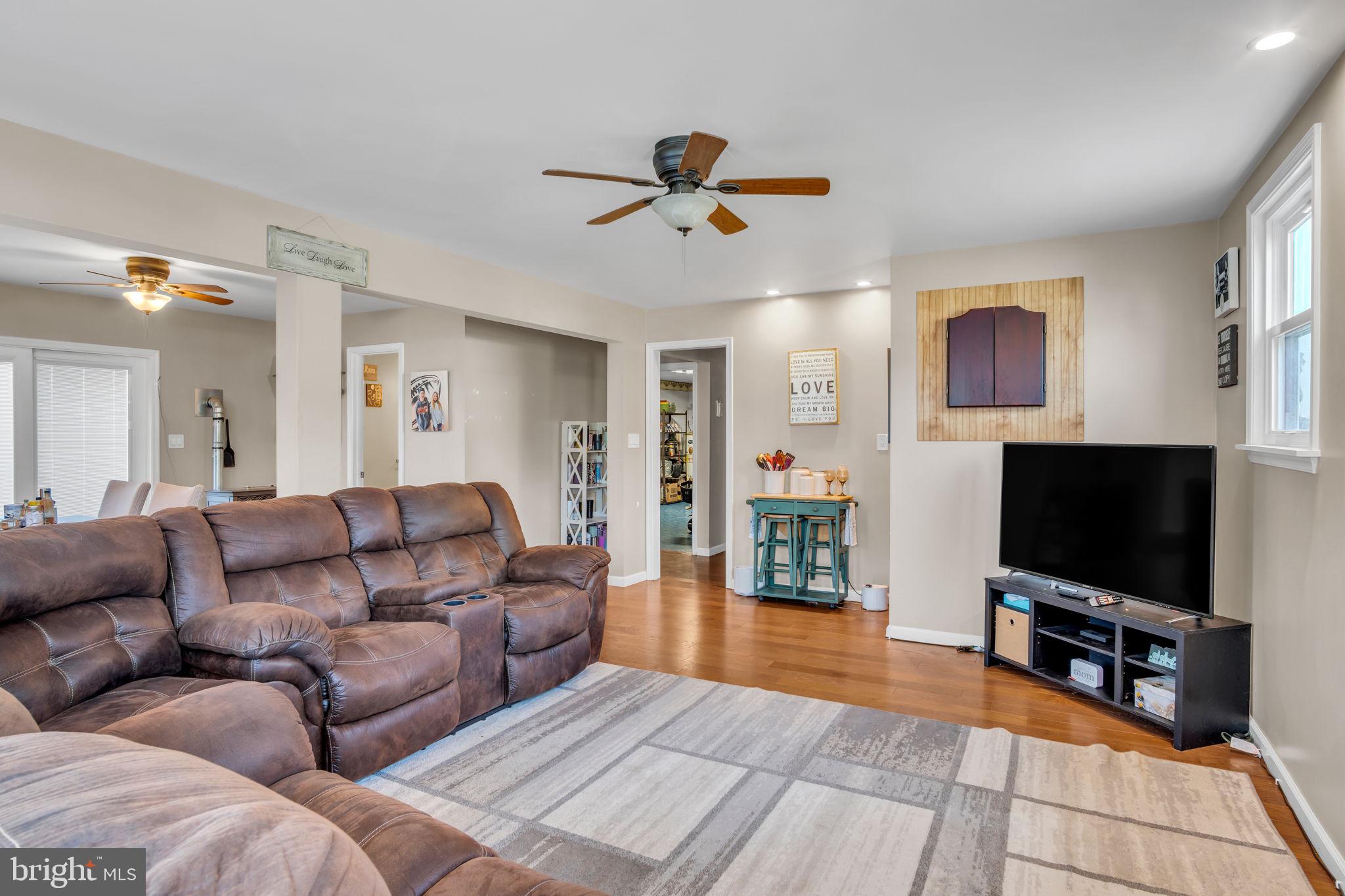 CHEVY TERRACE - Residential