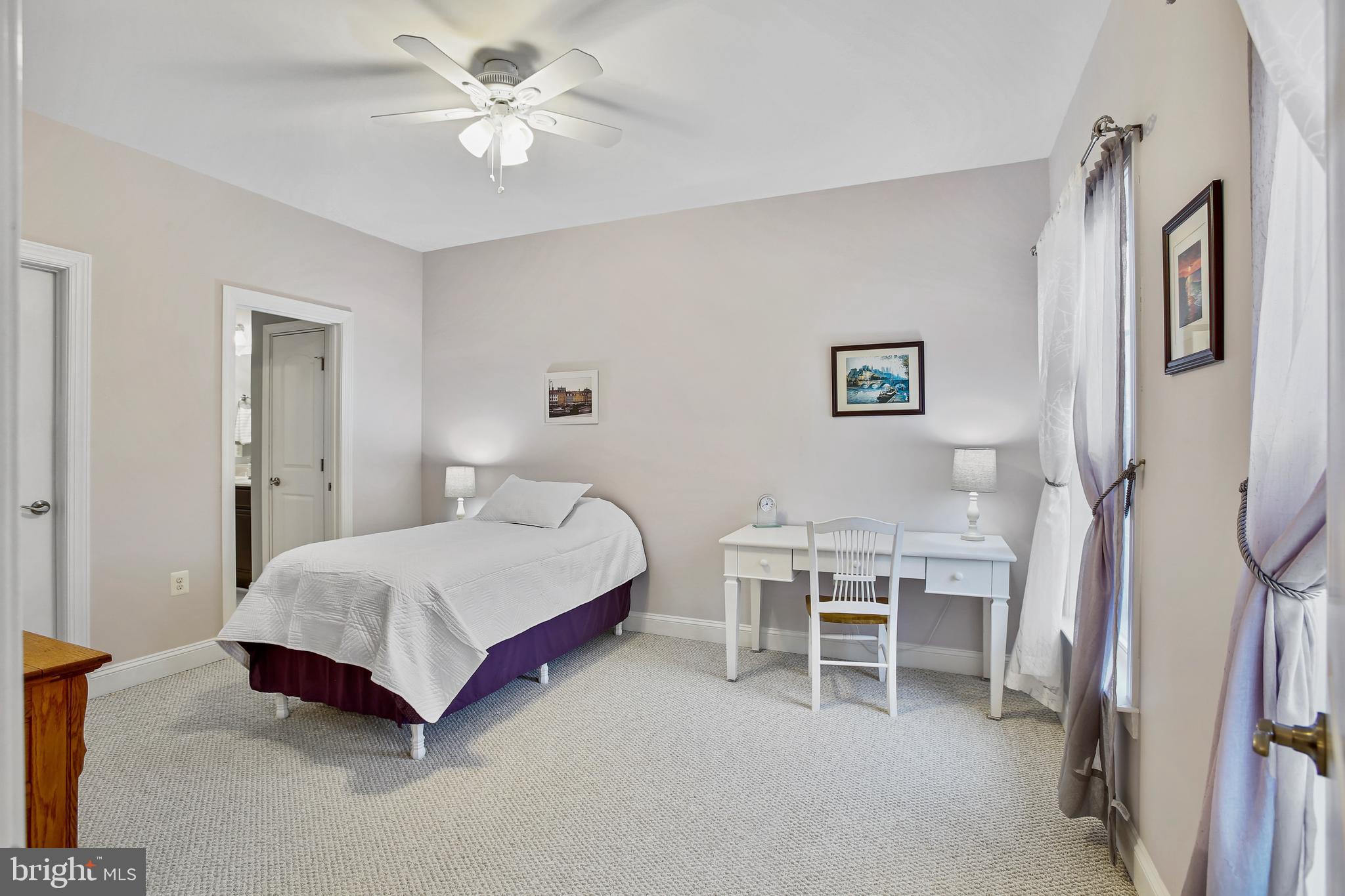 BLACK OAK RIDGE - Residential