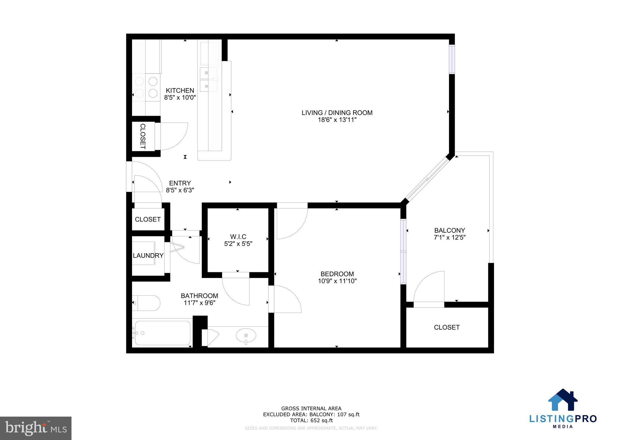 POINTE AT PARK CENTER - Residential
