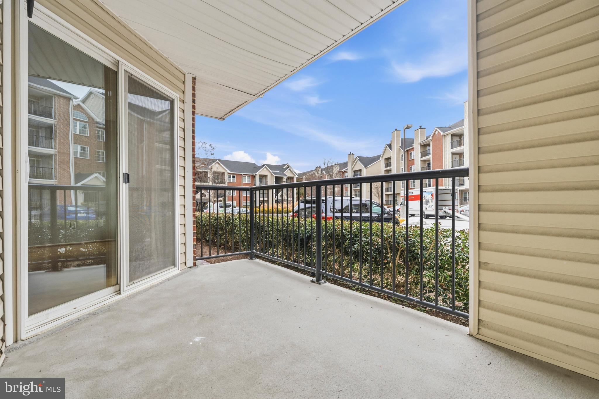 POINTE AT PARK CENTER - Residential
