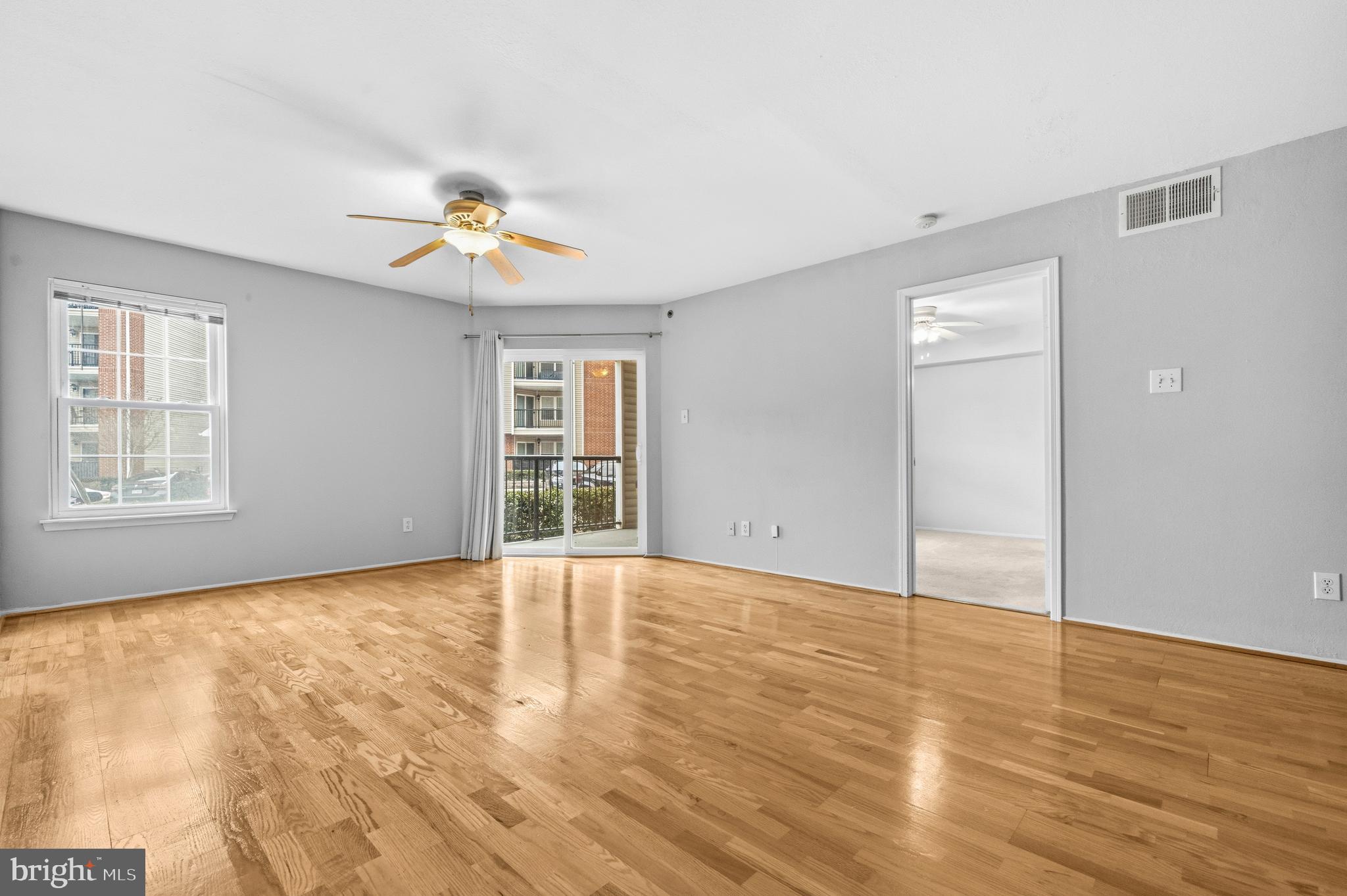 POINTE AT PARK CENTER - Residential