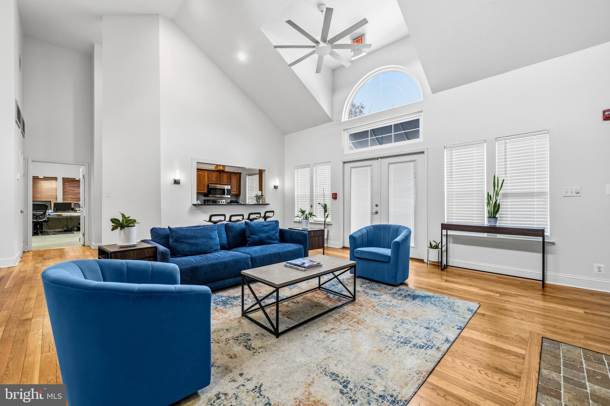 POINTE AT PARK CENTER - Residential