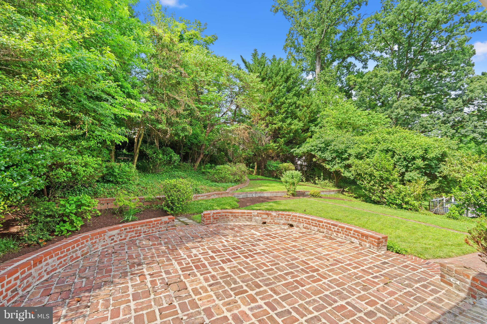 ROLLINGWOOD - Residential