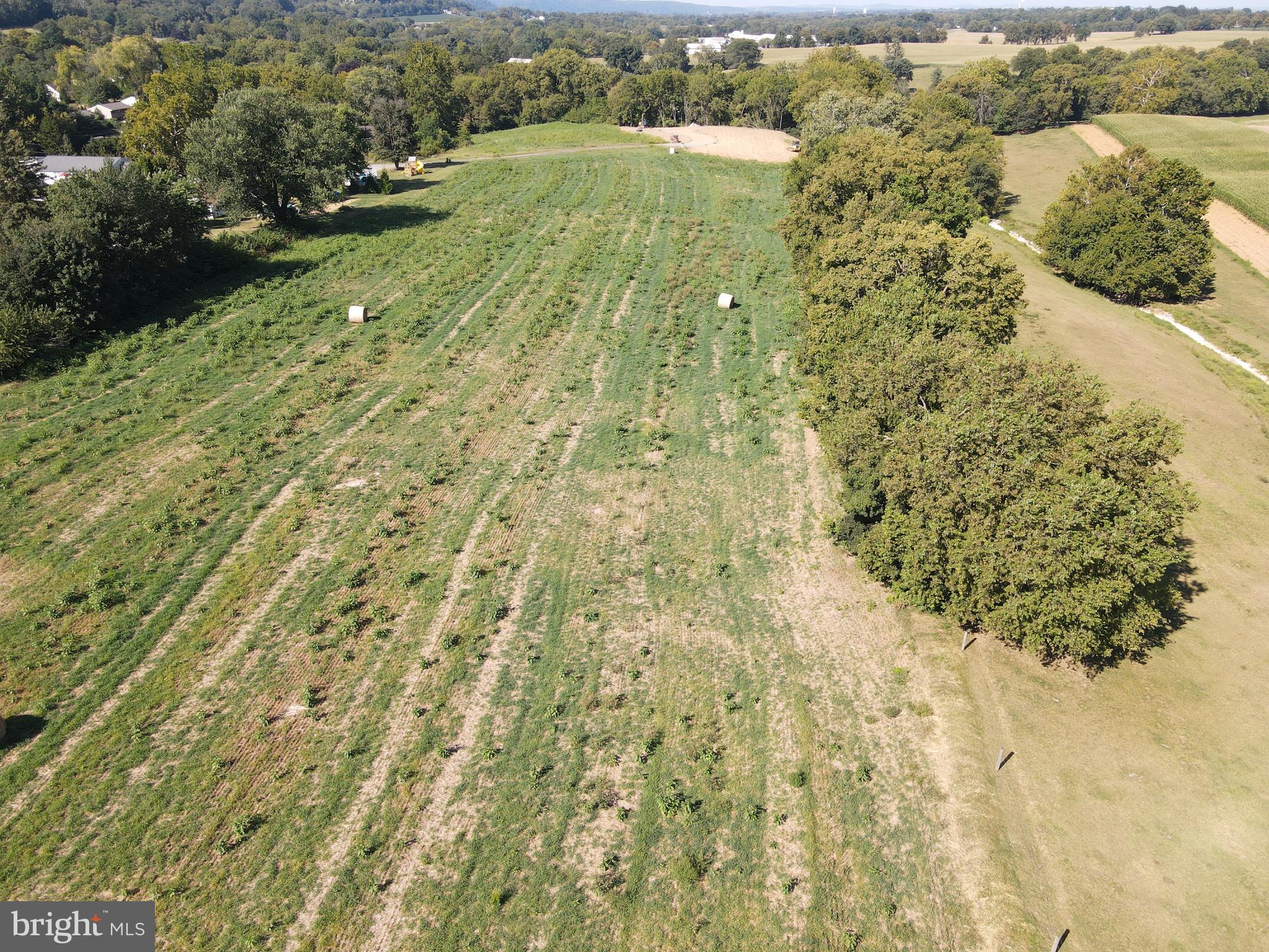 WEST HEMPFIELD - Land