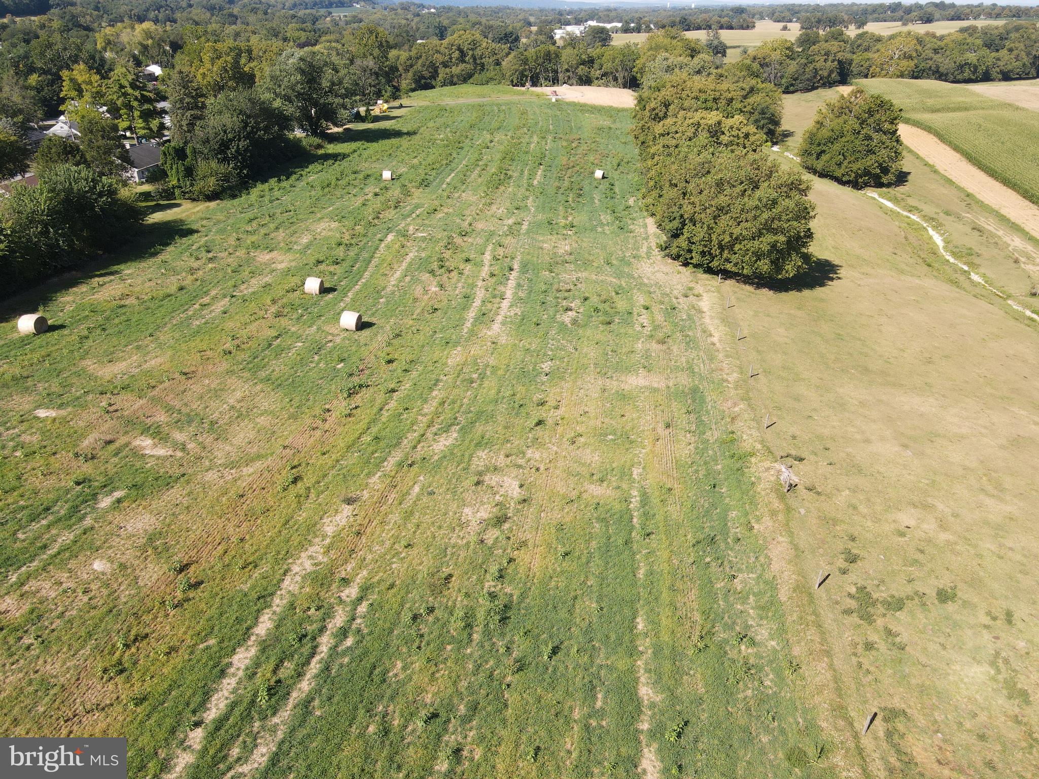 WEST HEMPFIELD - Land