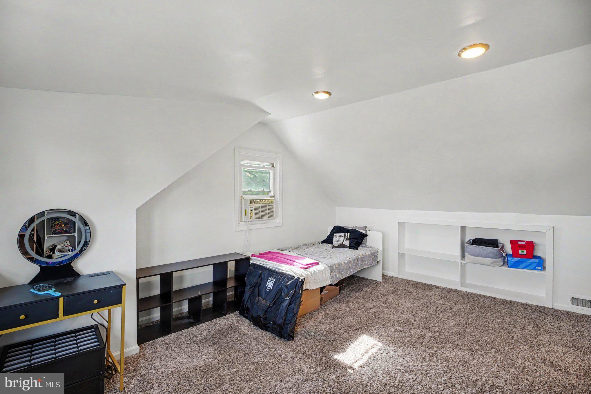 BELARDLY - Residential