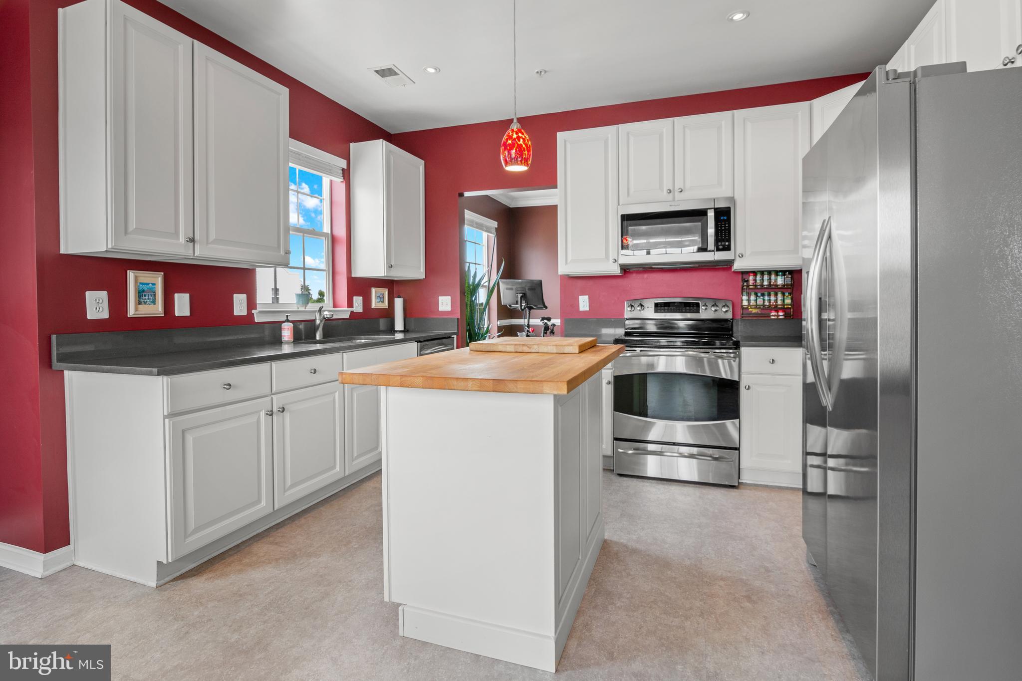 MAPLECREST - Residential