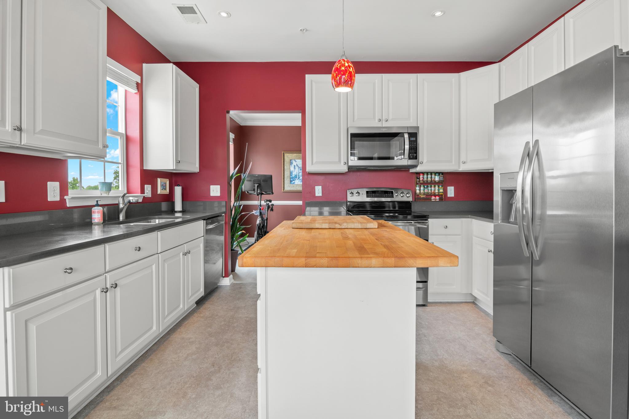 MAPLECREST - Residential