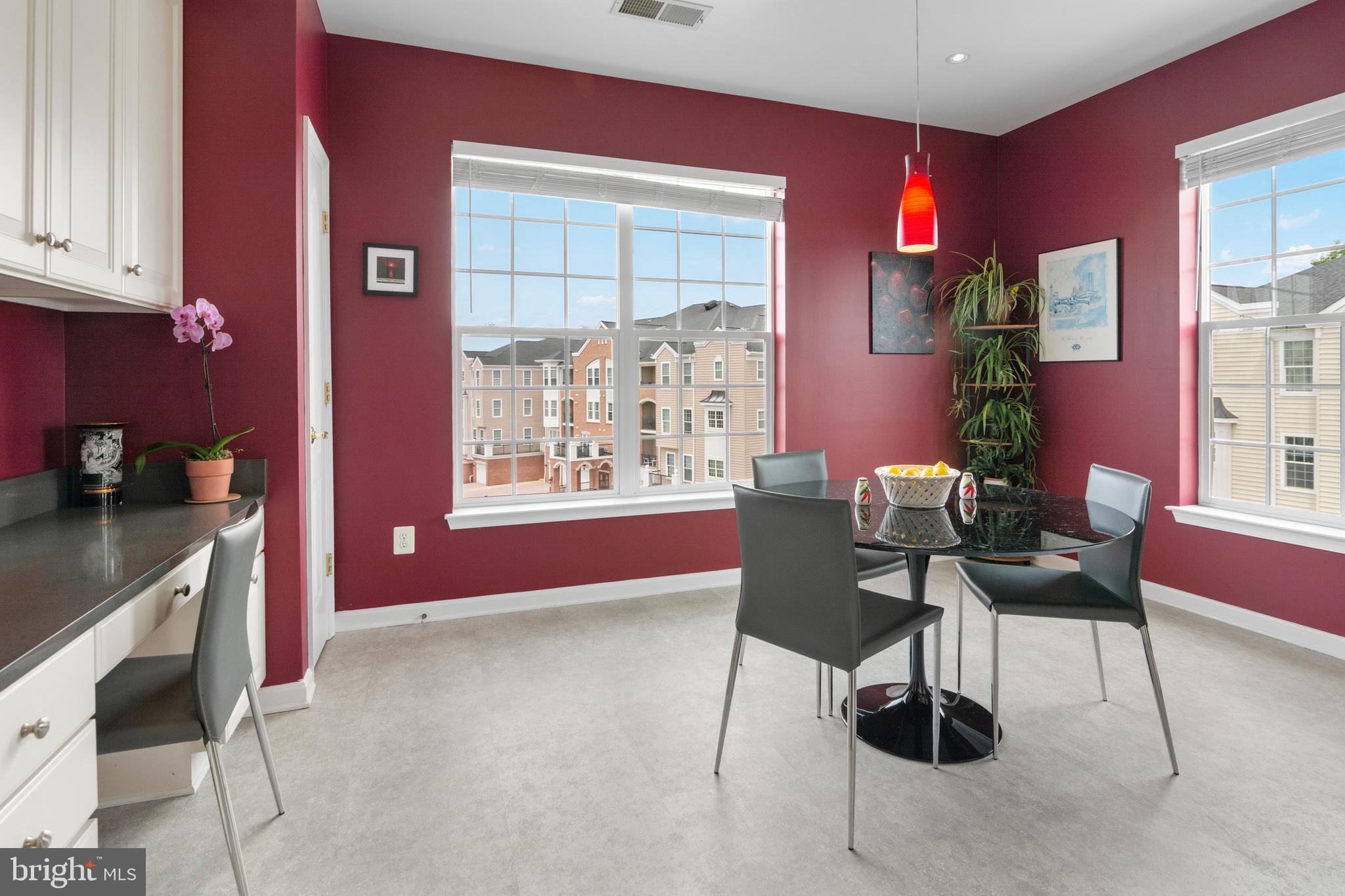 MAPLECREST - Residential