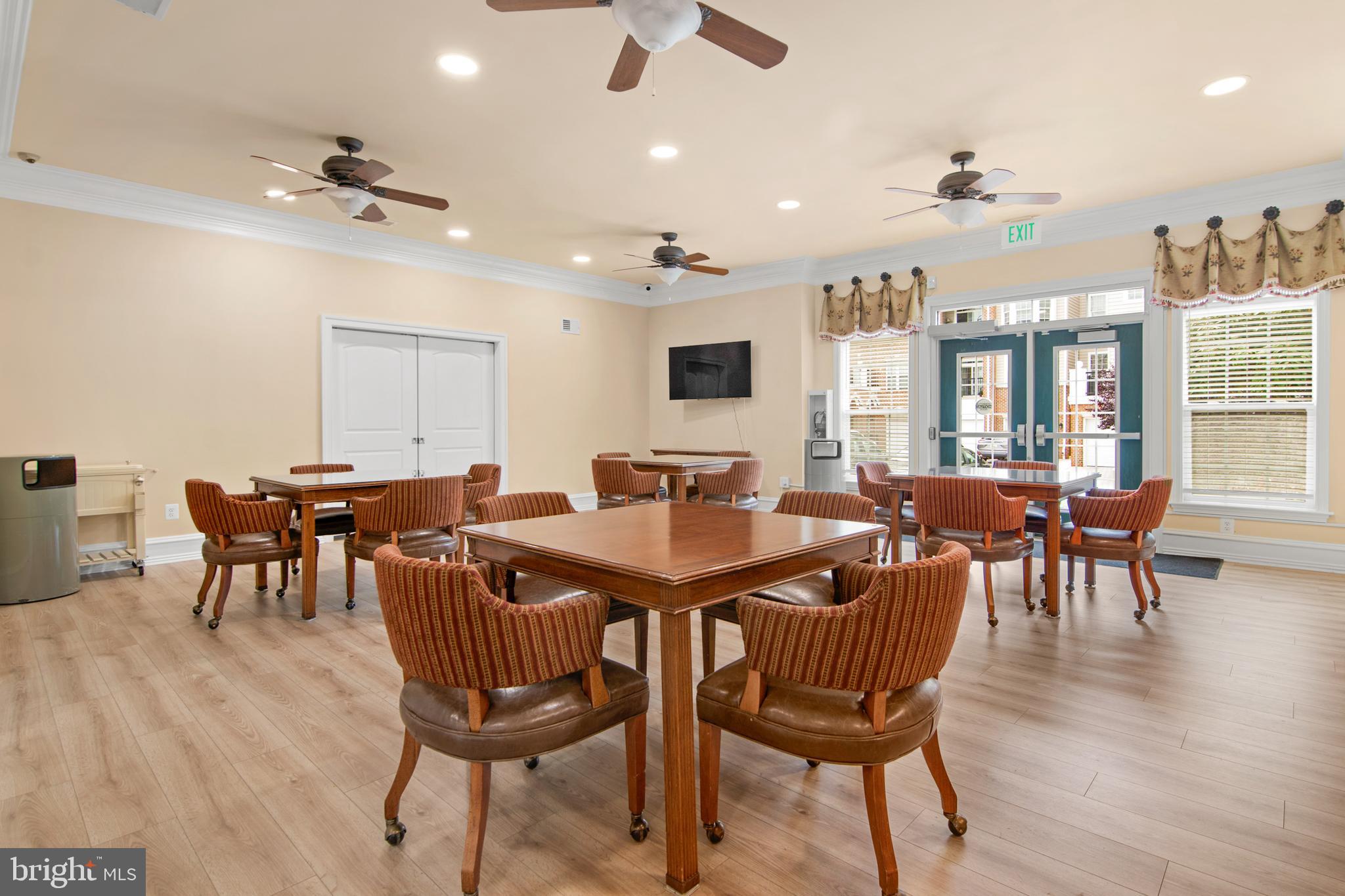 MAPLECREST - Residential