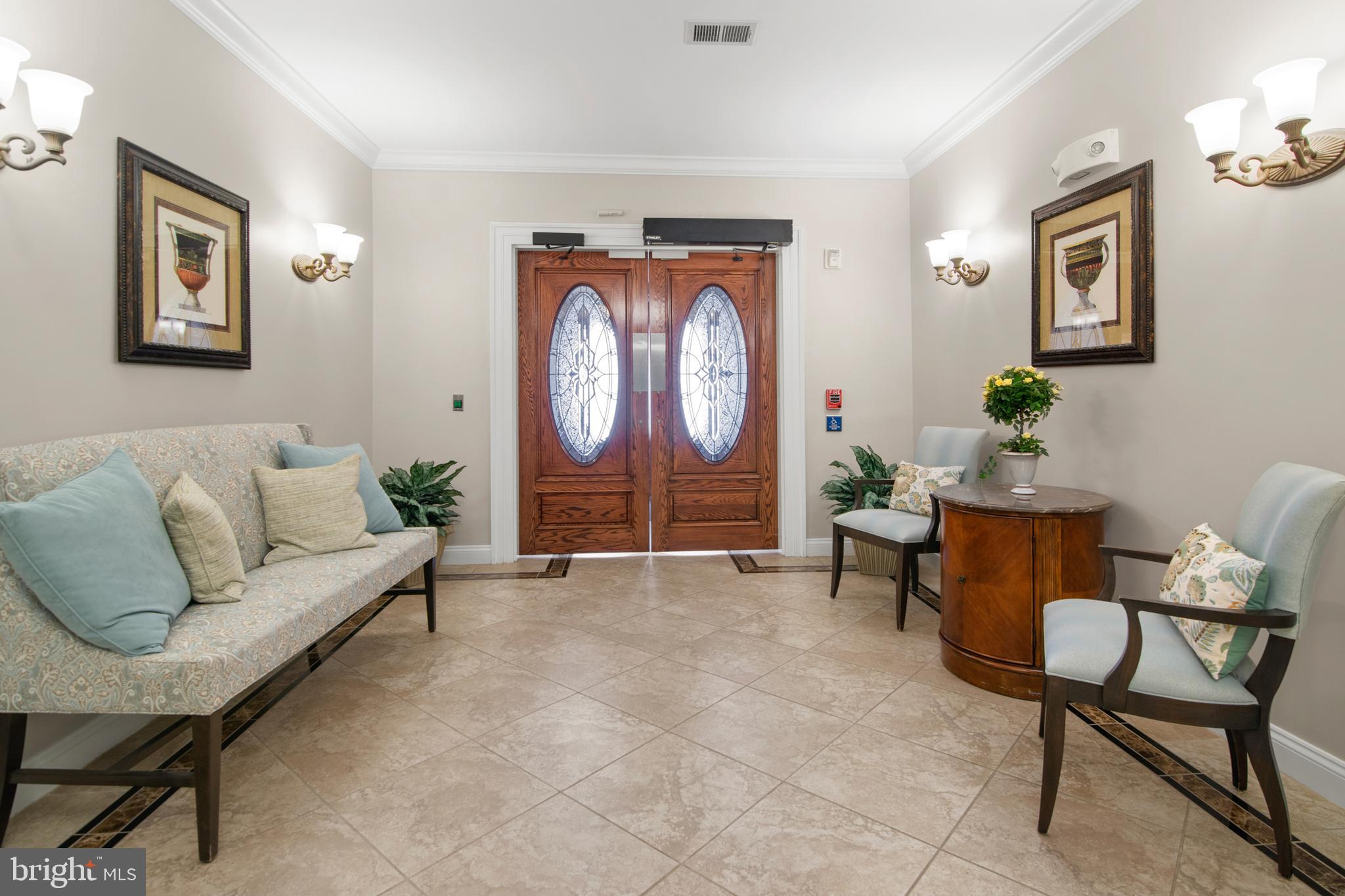 MAPLECREST - Residential