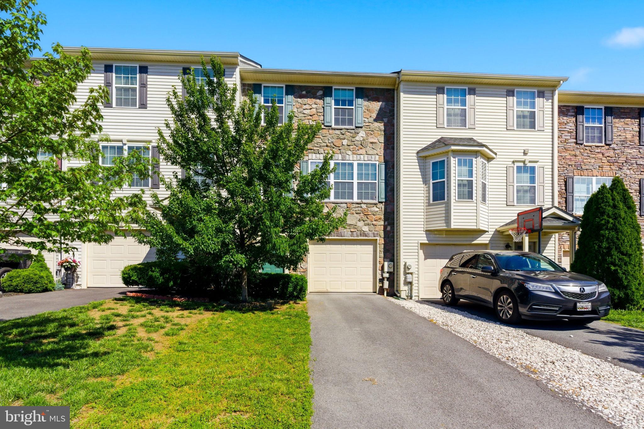 HAMMONDS MILL - Residential