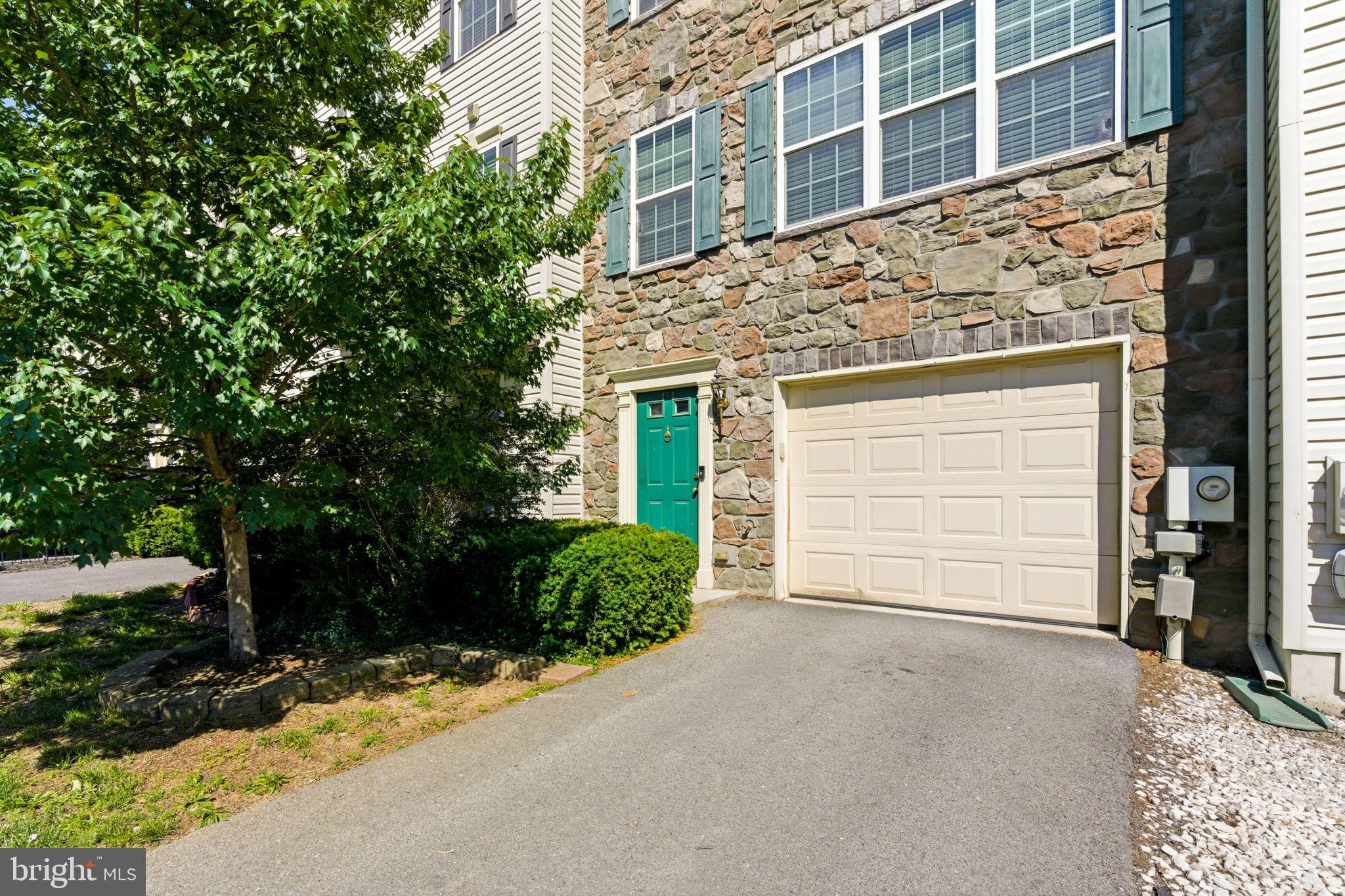 HAMMONDS MILL - Residential