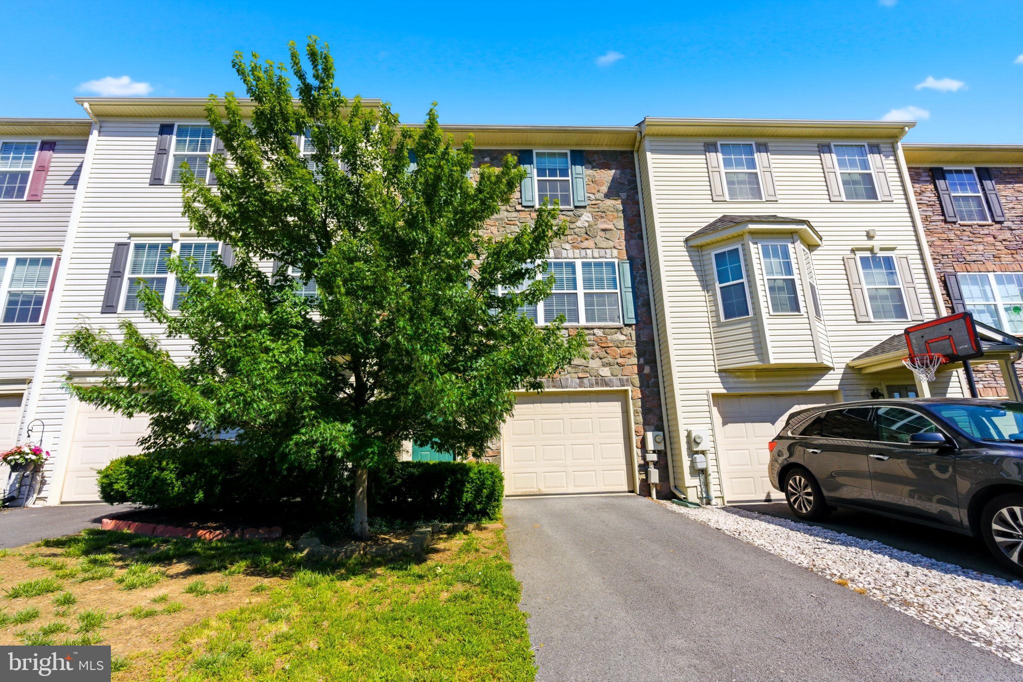 HAMMONDS MILL - Residential