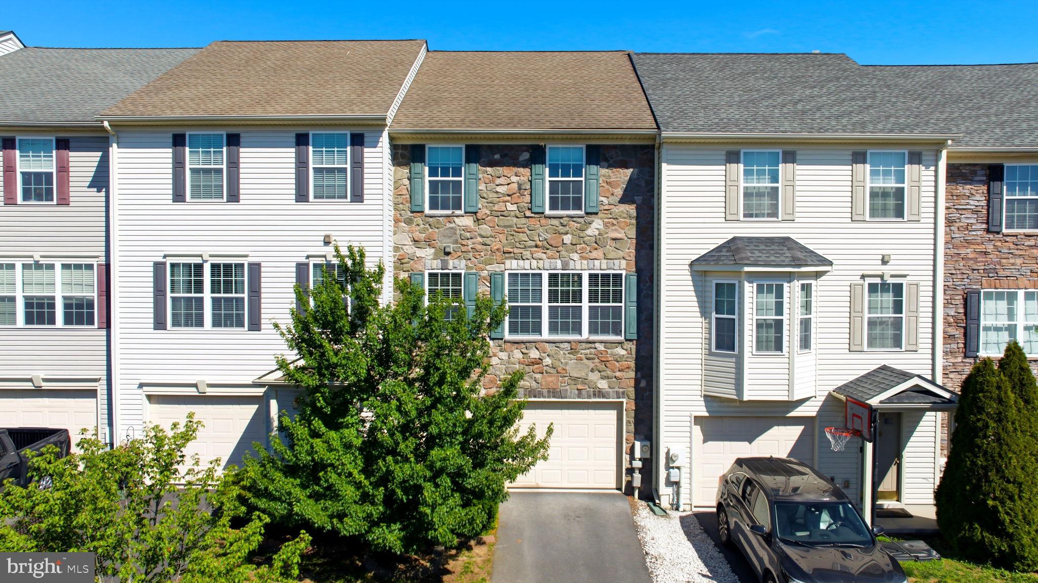 HAMMONDS MILL - Residential