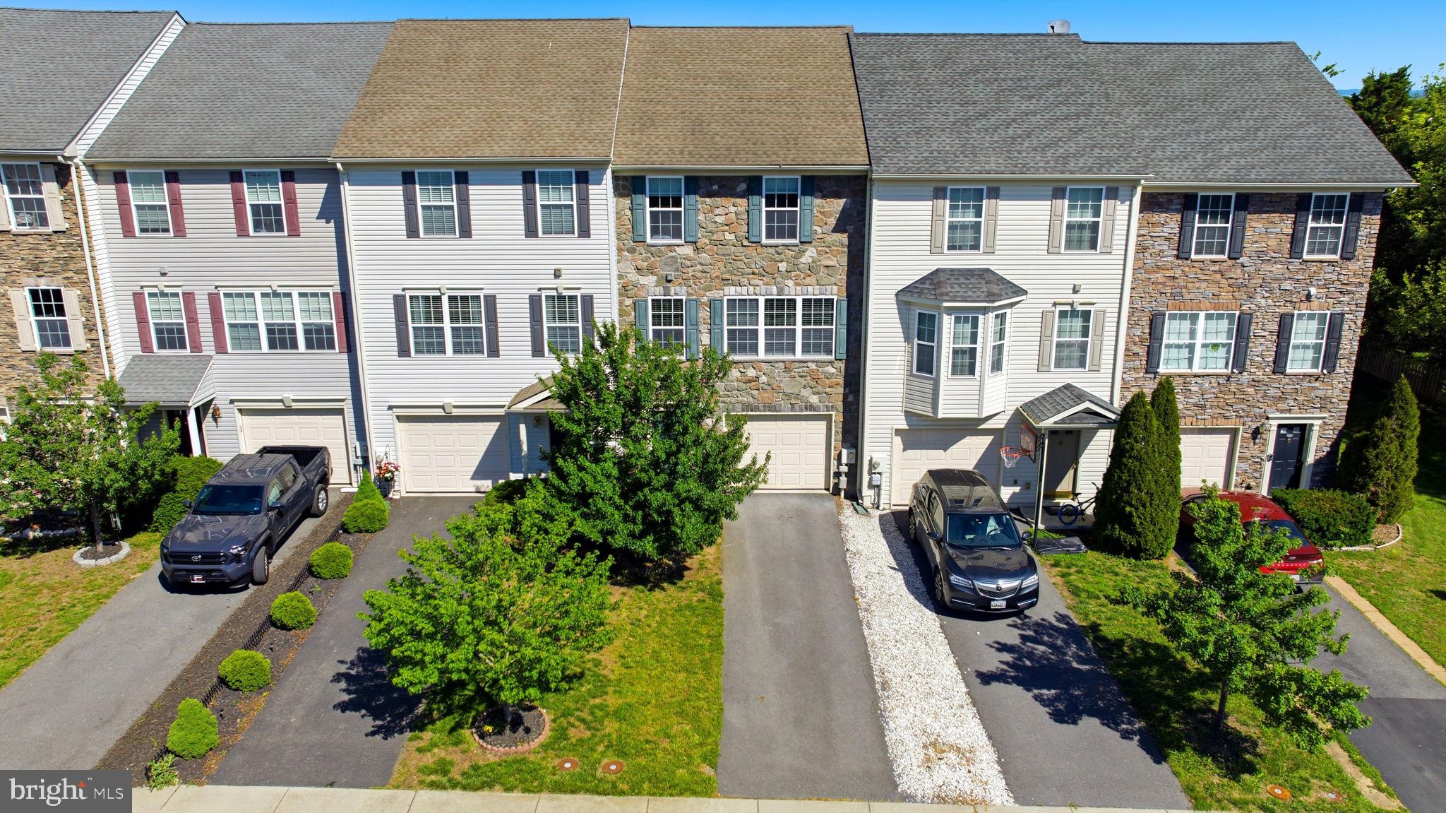 HAMMONDS MILL - Residential