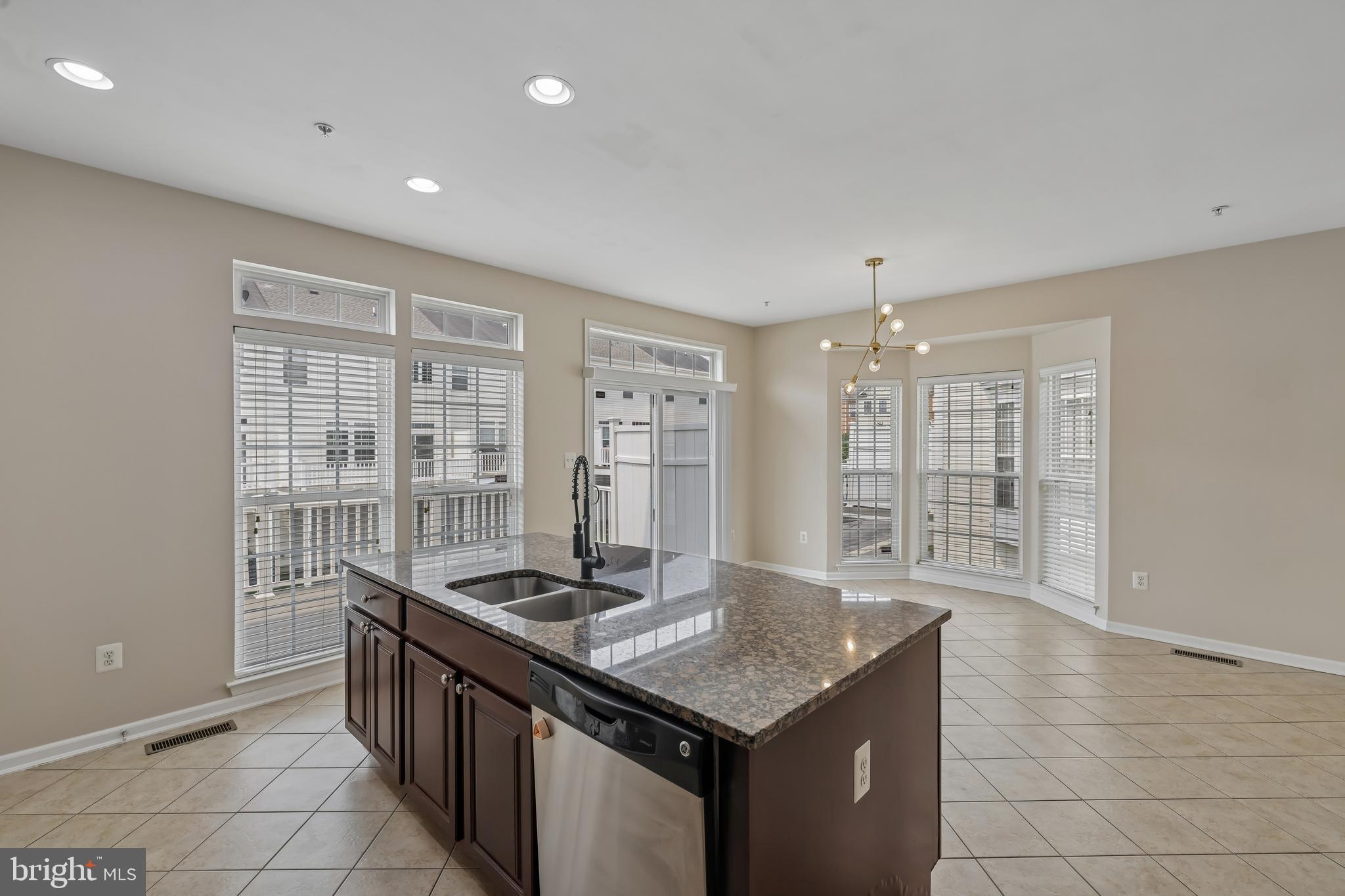 VILLAGES OF DORCHESTER - Residential