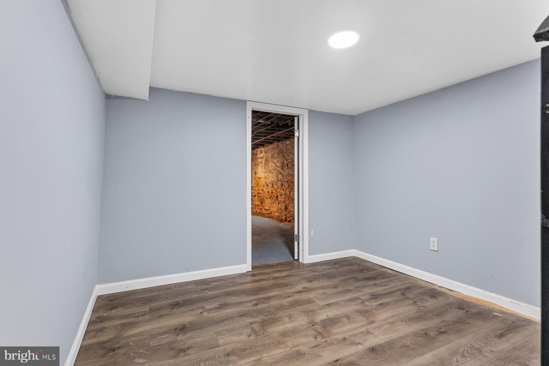 LEXINGTON - Residential