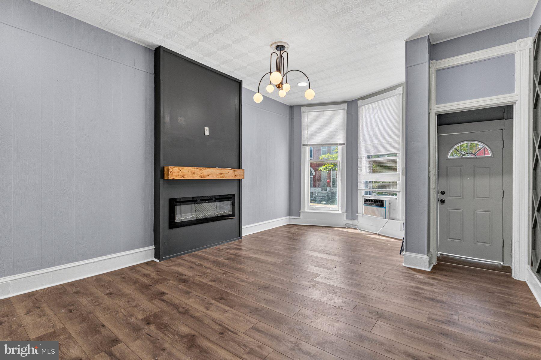 LEXINGTON - Residential