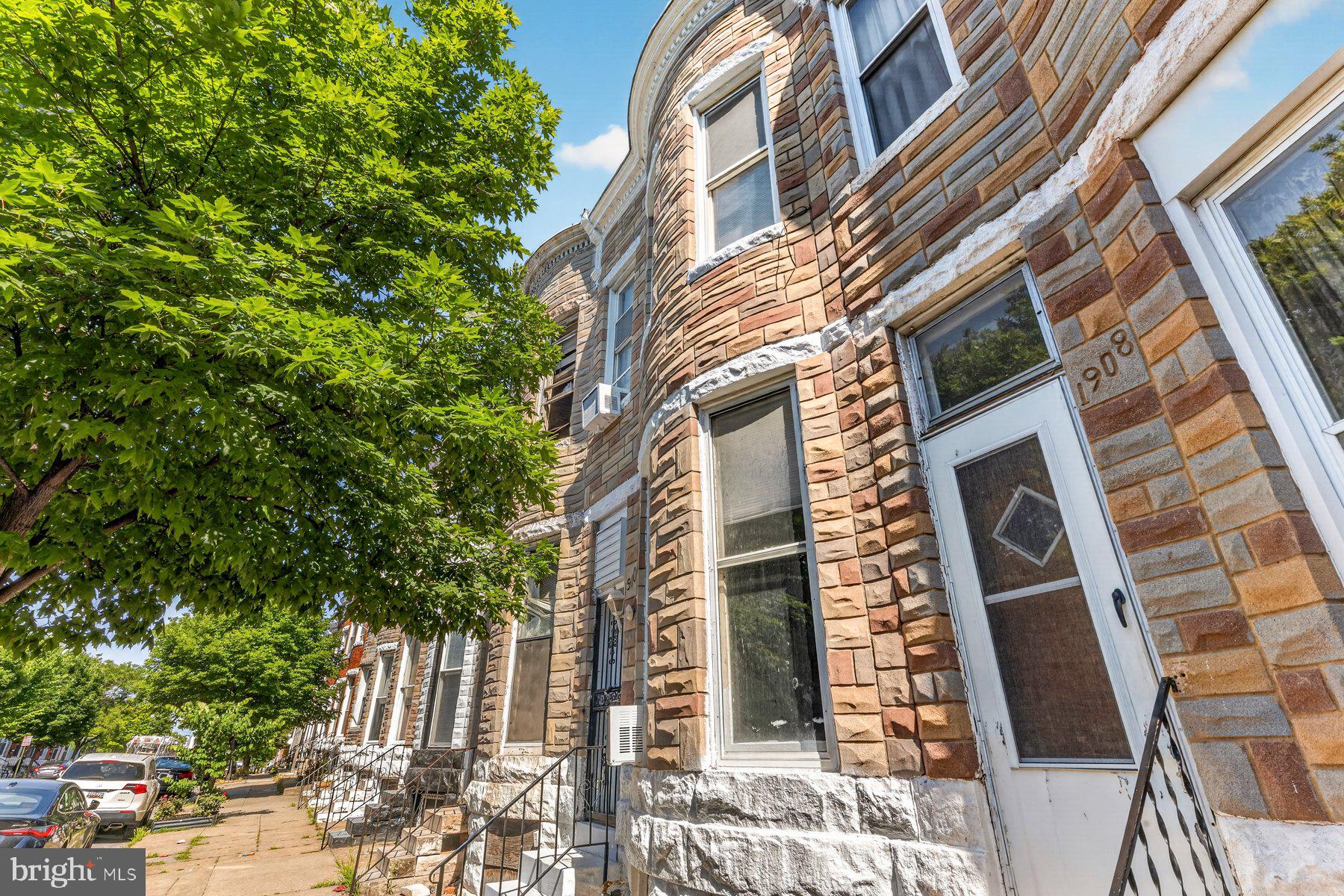 LEXINGTON - Residential