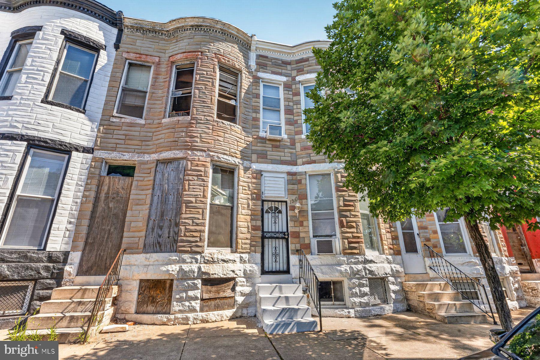LEXINGTON - Residential