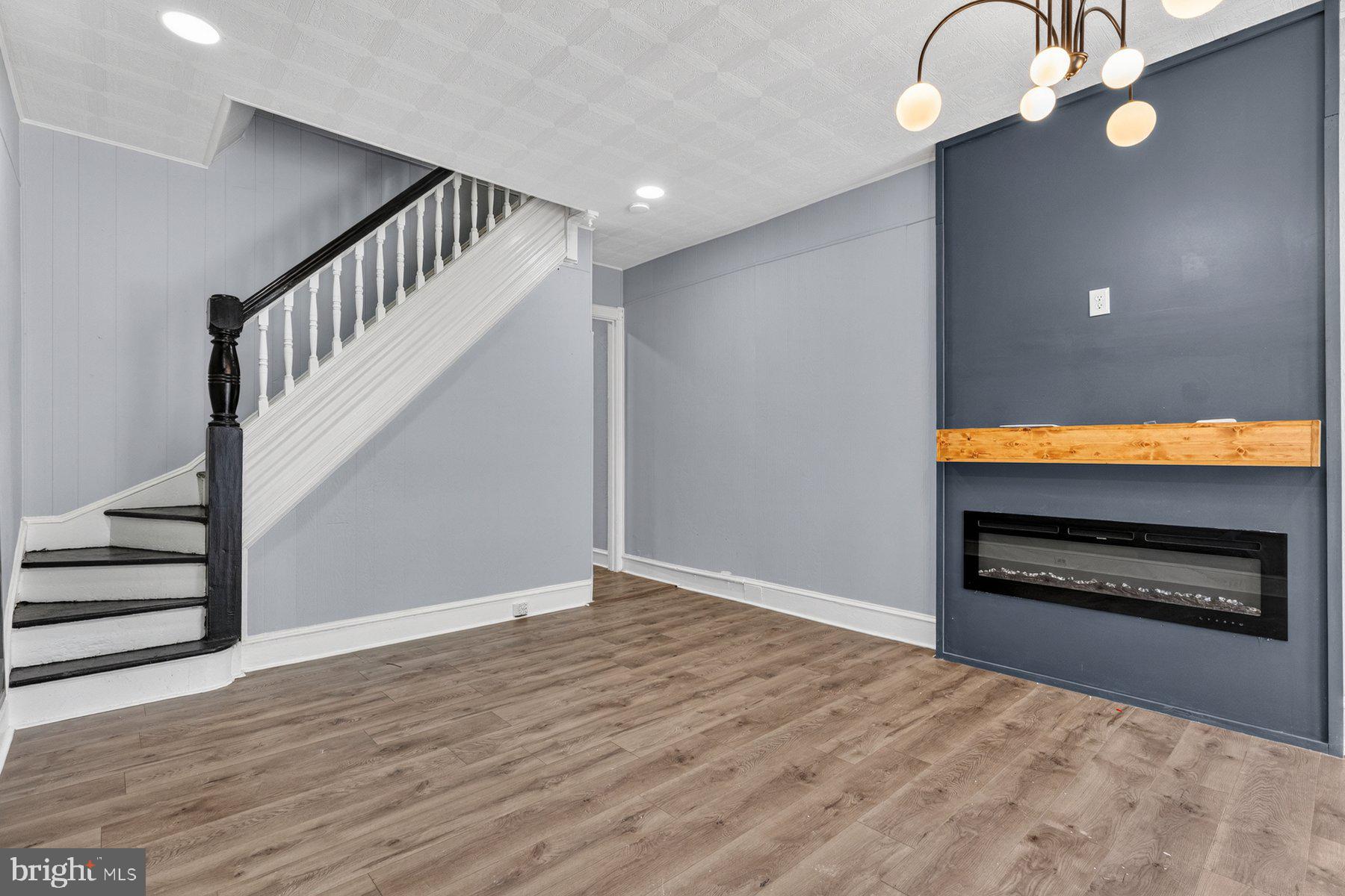 LEXINGTON - Residential