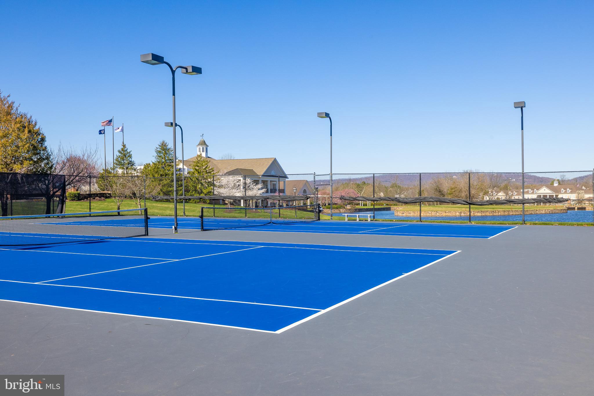 DOMINION VALLEY COUNTRY CLUB - Residential