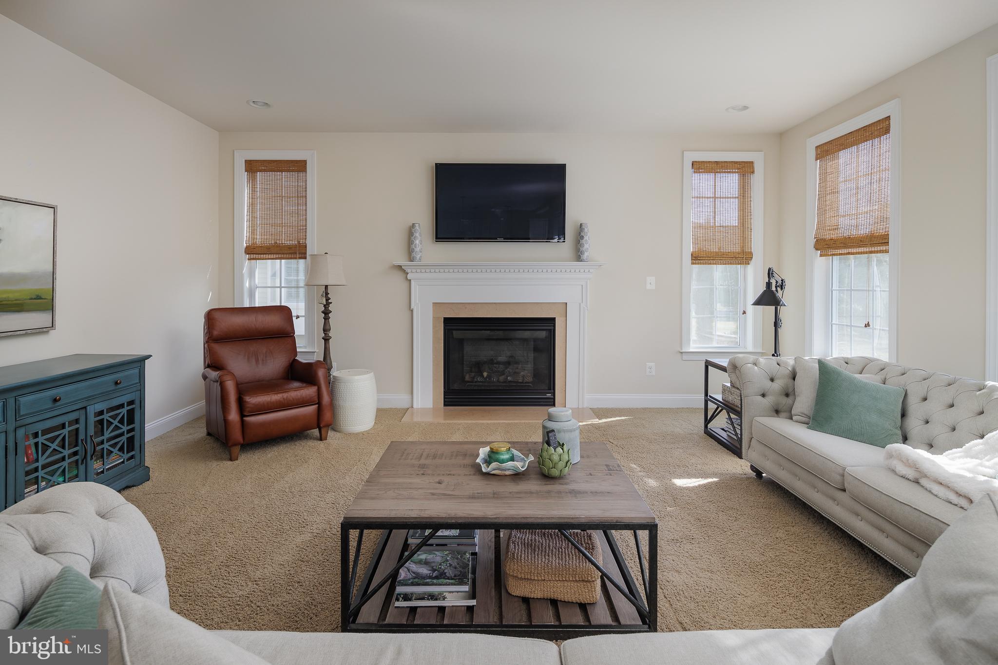DOMINION VALLEY COUNTRY CLUB - Residential