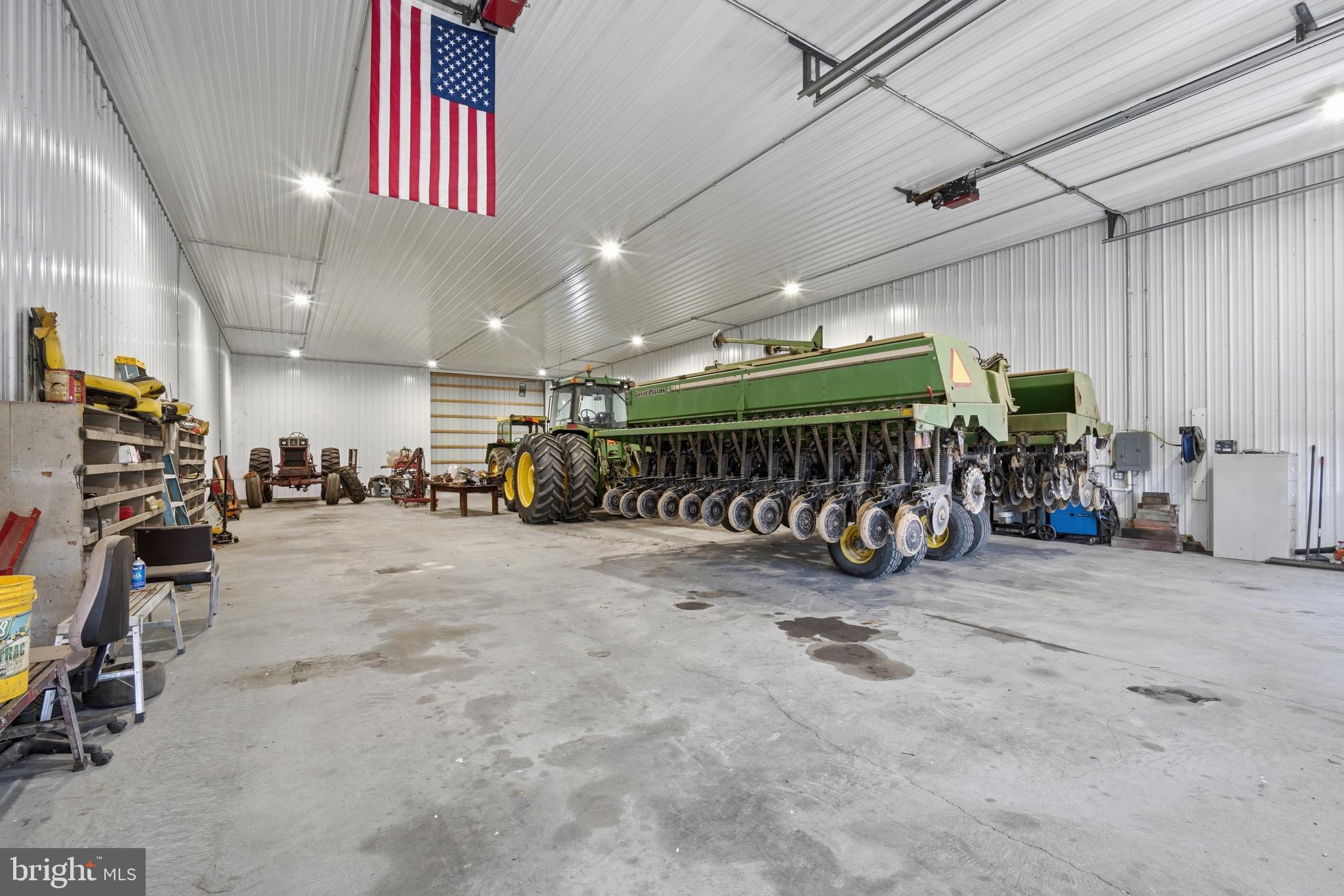 WORTON - Commercial Sale