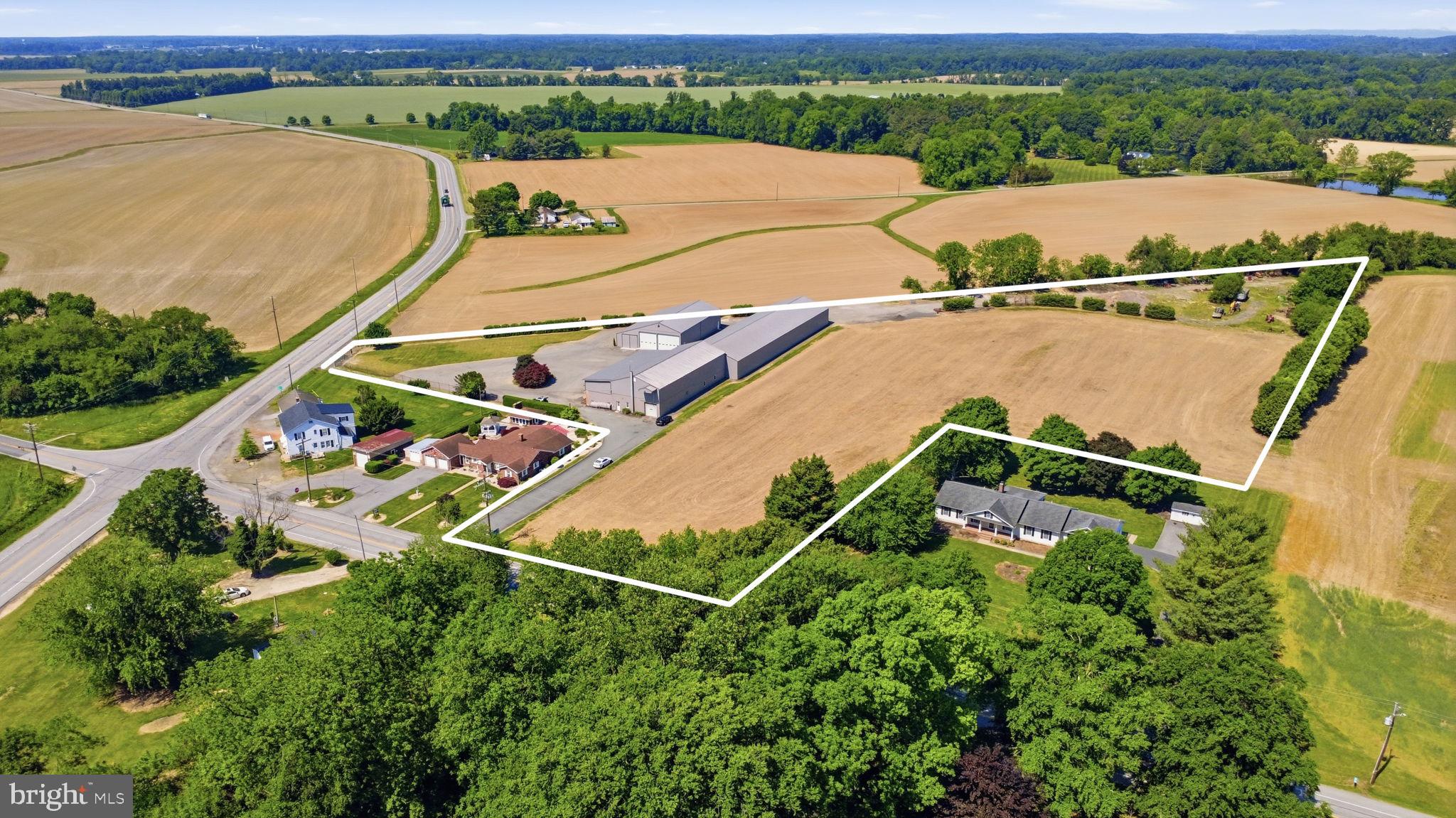 WORTON - Commercial Sale