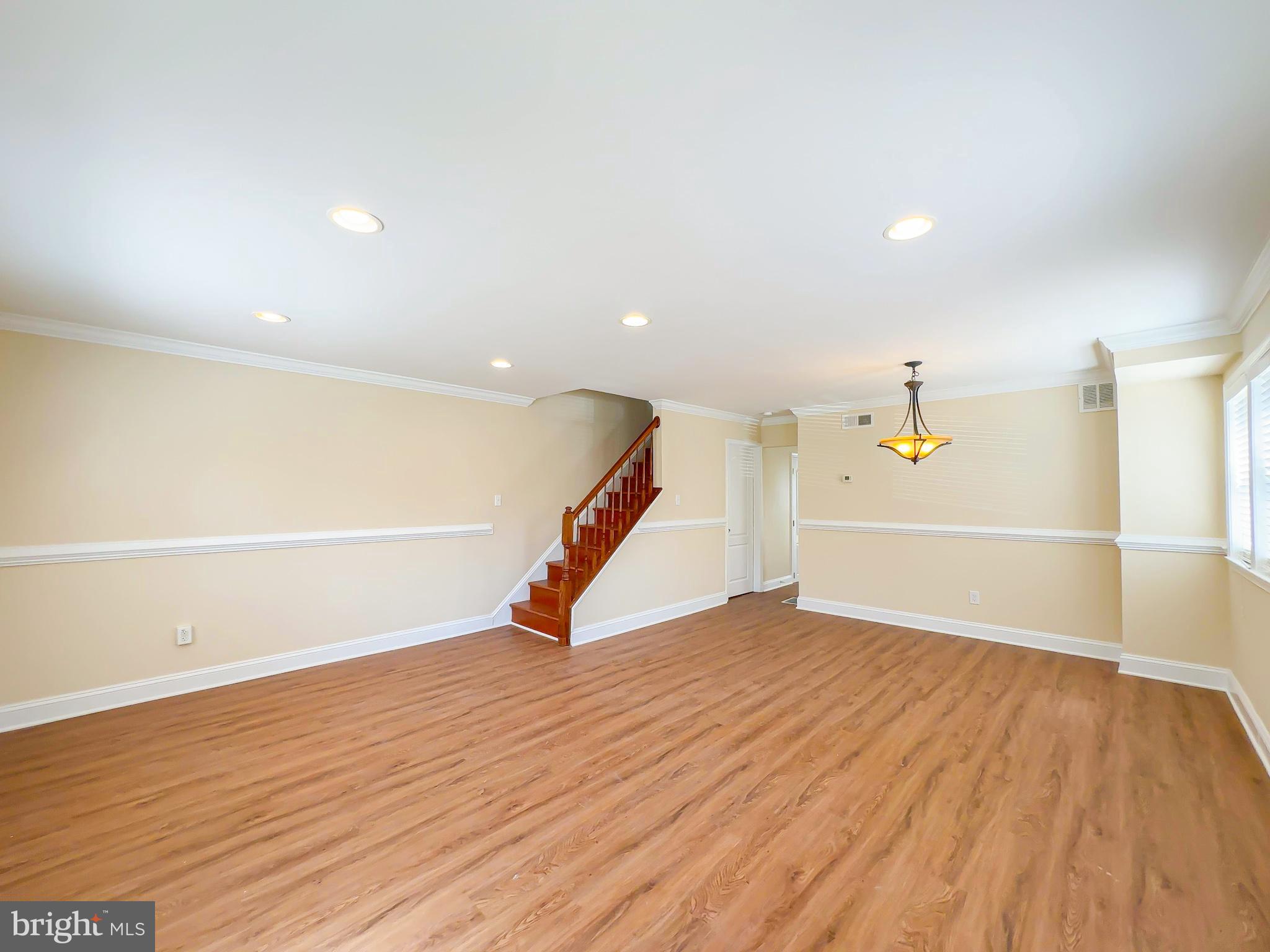 TEMPLETON KNOLLS - Residential