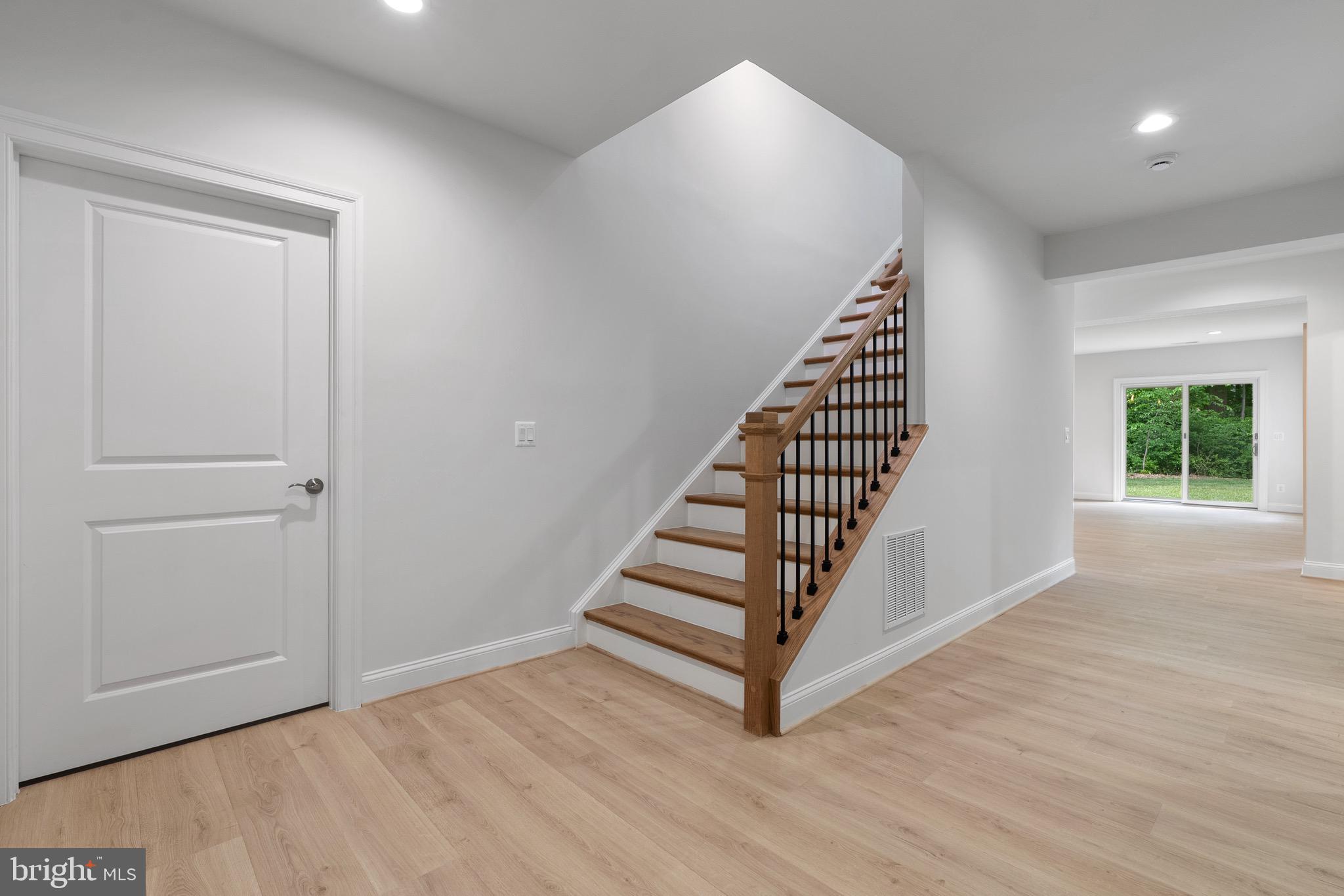 OVERLOOK ACRES - Residential