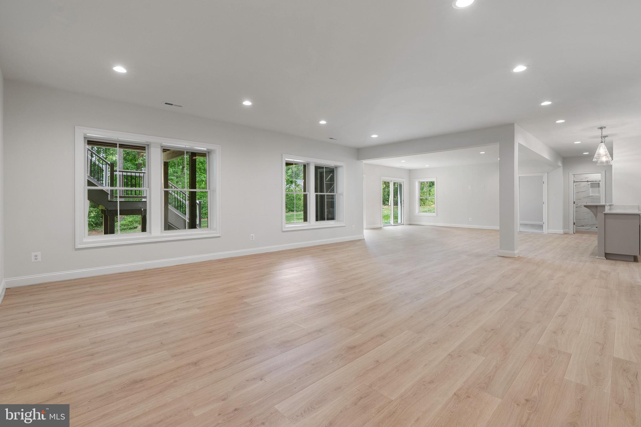 OVERLOOK ACRES - Residential