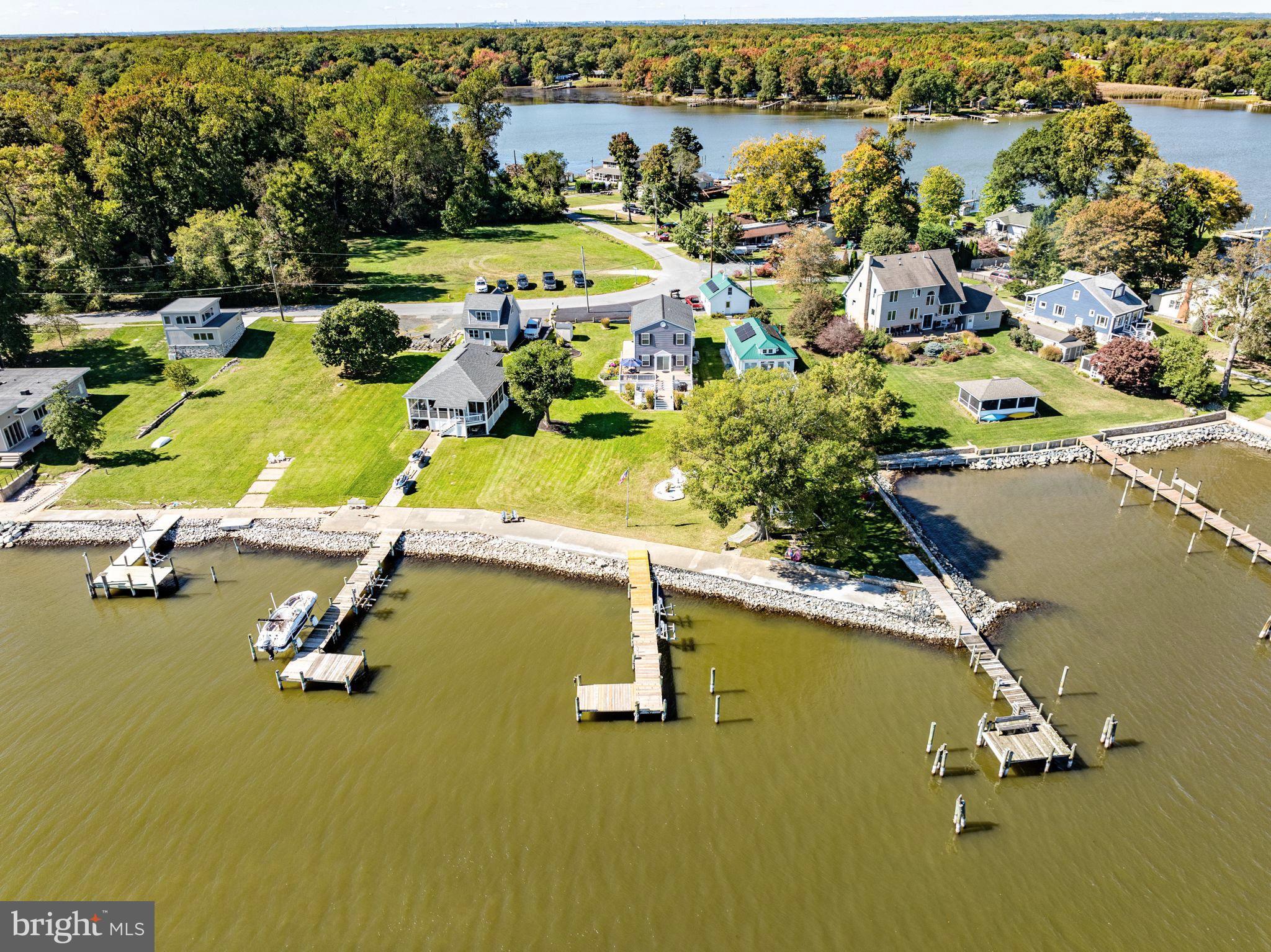 BARRISON POINT - Residential