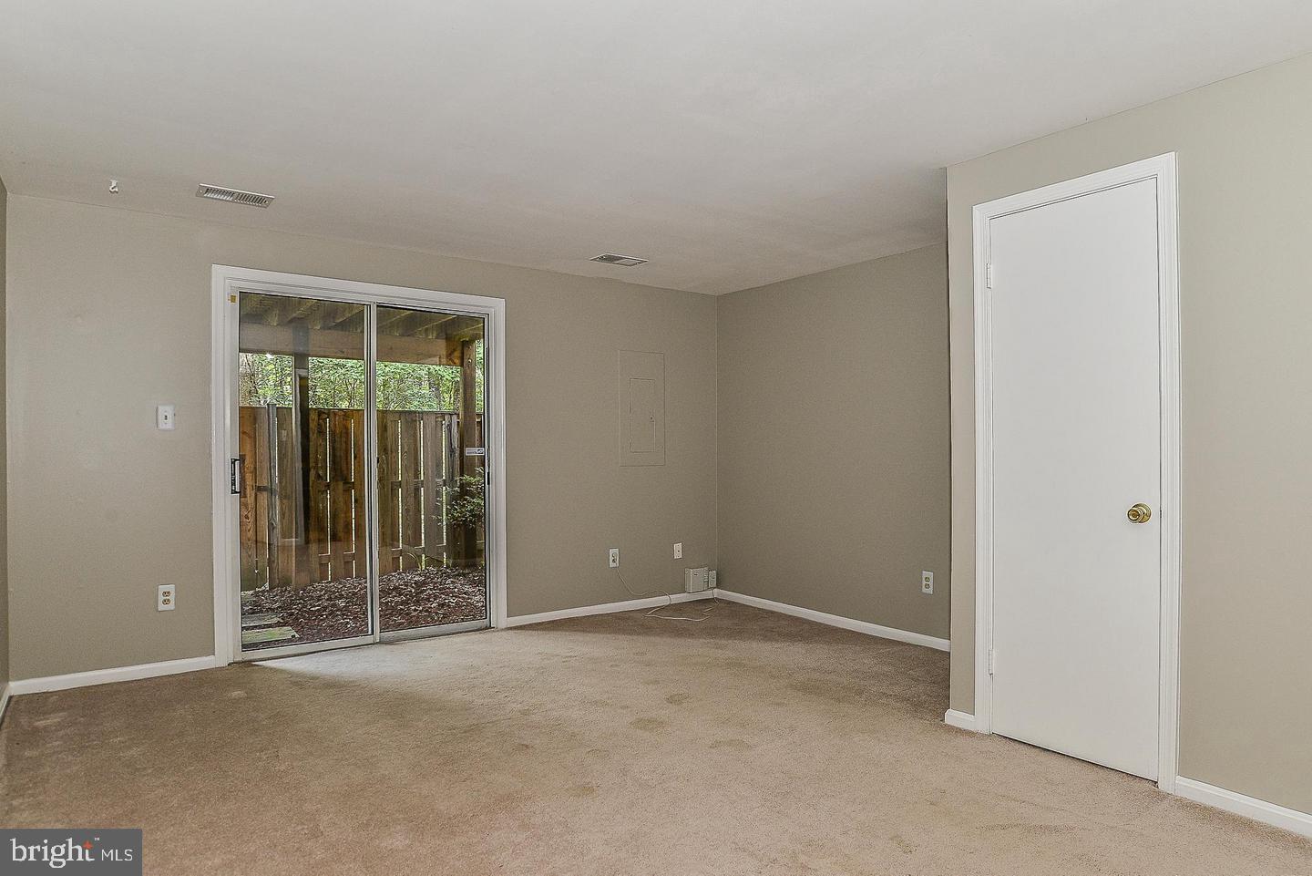 RESTON LANDING - Residential Lease
