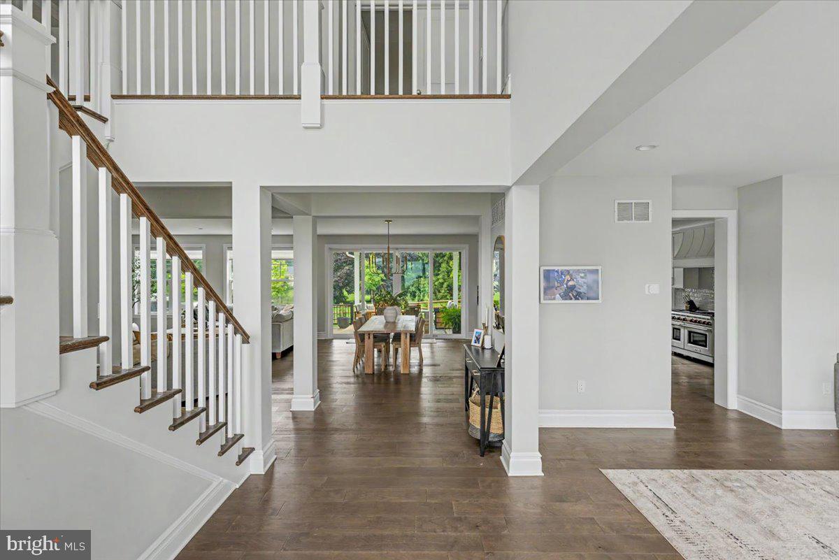 MEADOW CREEK - Residential