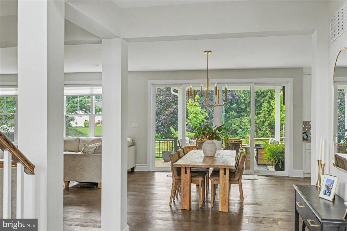 MEADOW CREEK - Residential