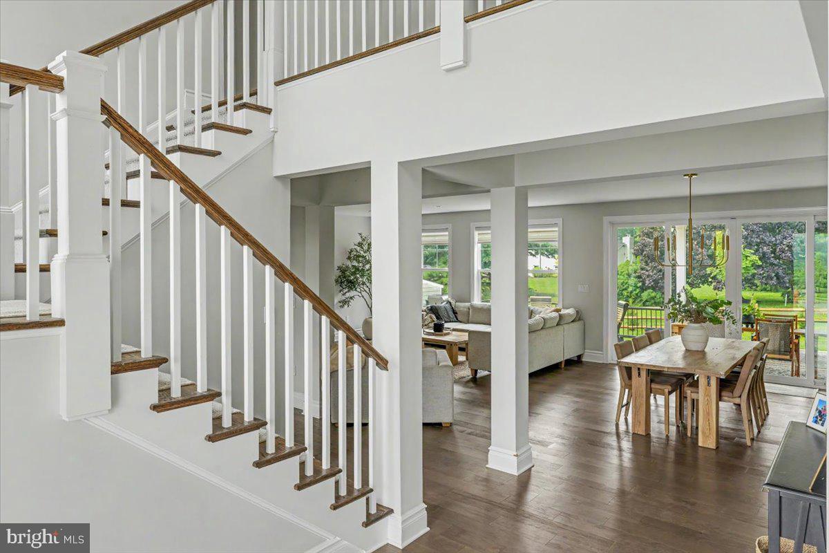 MEADOW CREEK - Residential