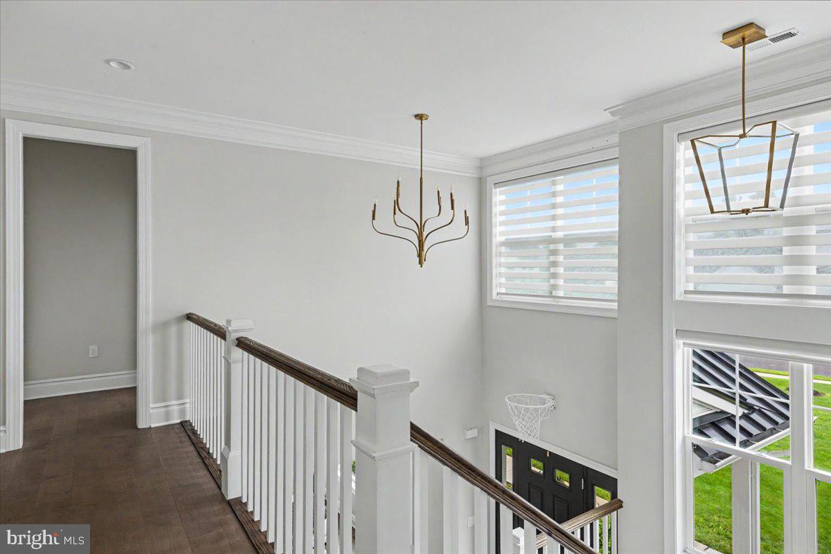MEADOW CREEK - Residential