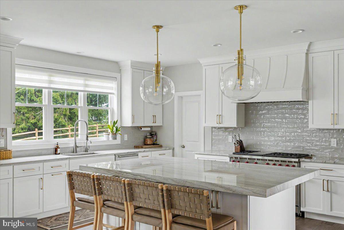 MEADOW CREEK - Residential