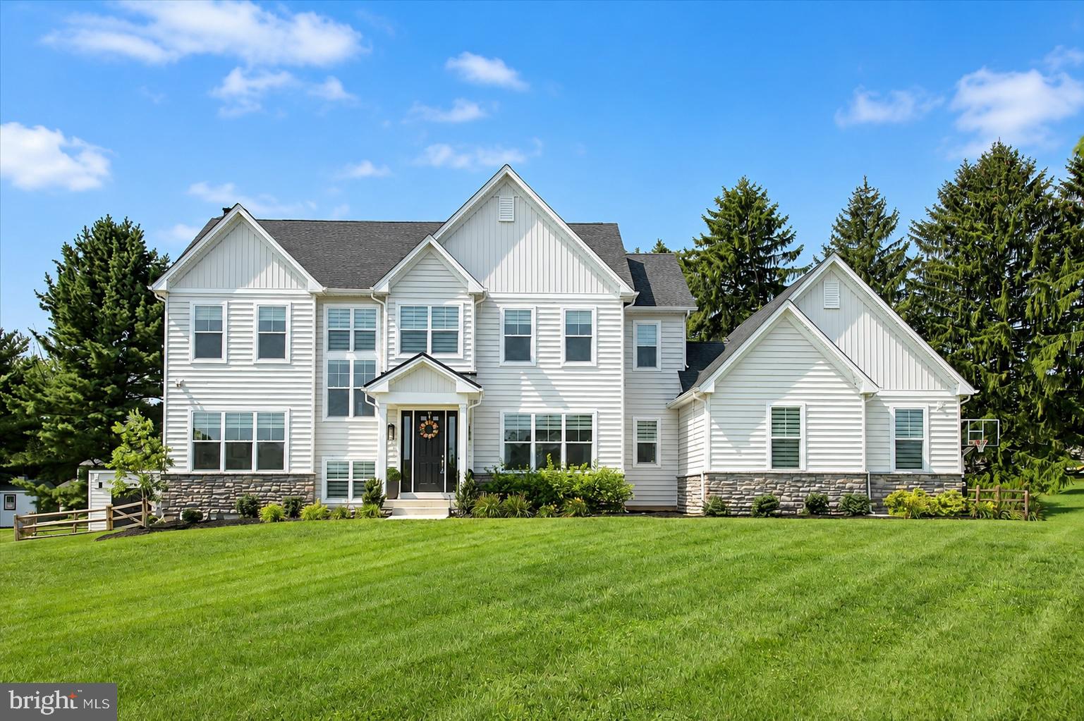 MEADOW CREEK - Residential