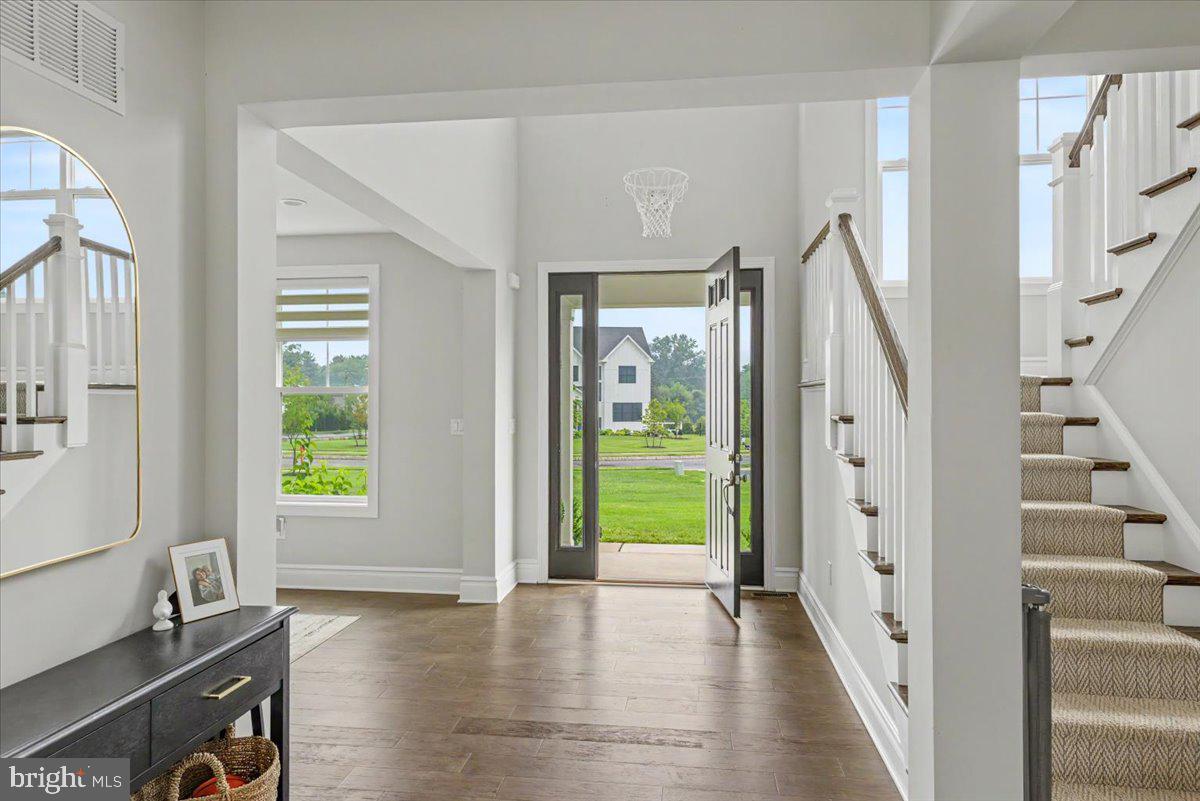 MEADOW CREEK - Residential