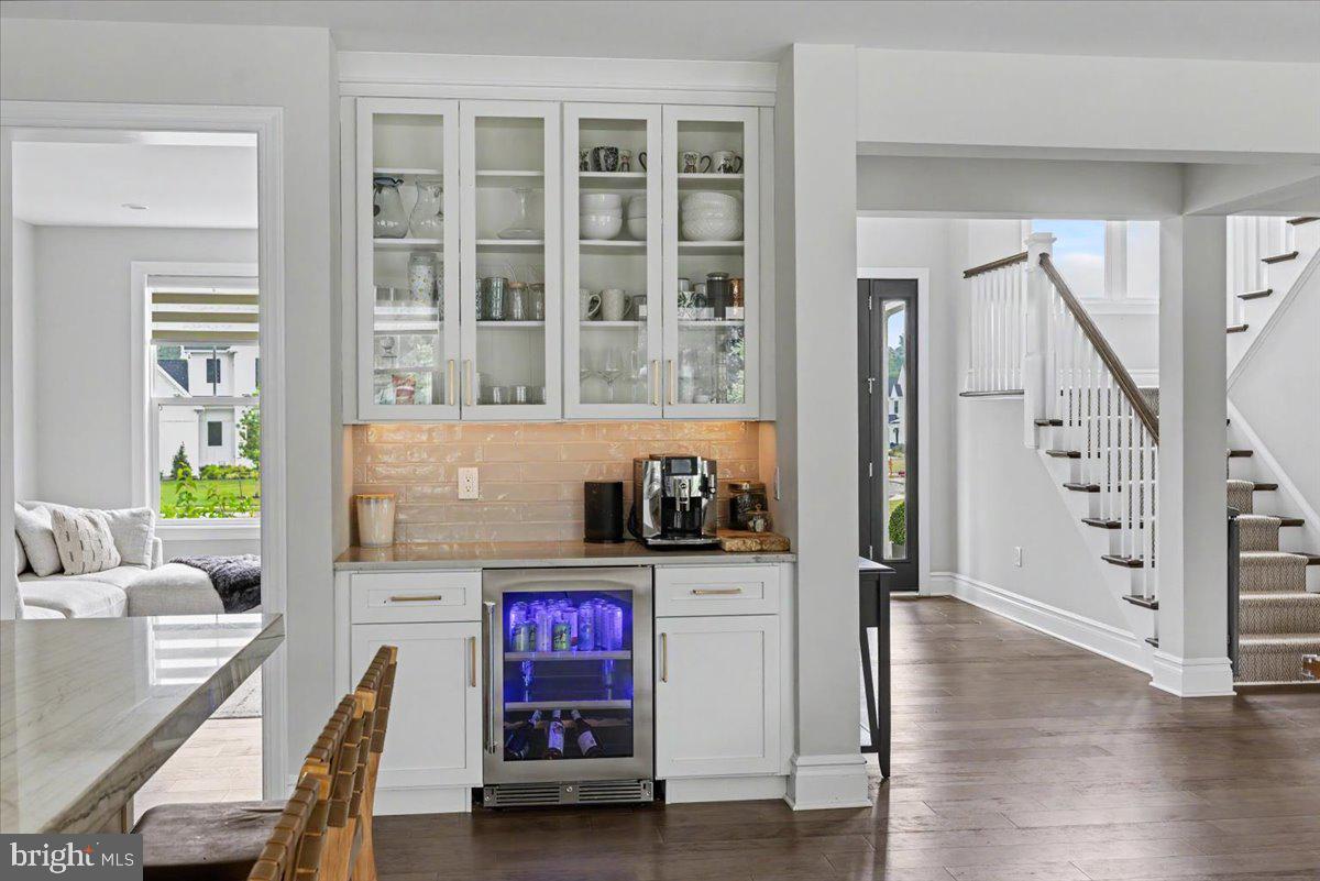 MEADOW CREEK - Residential