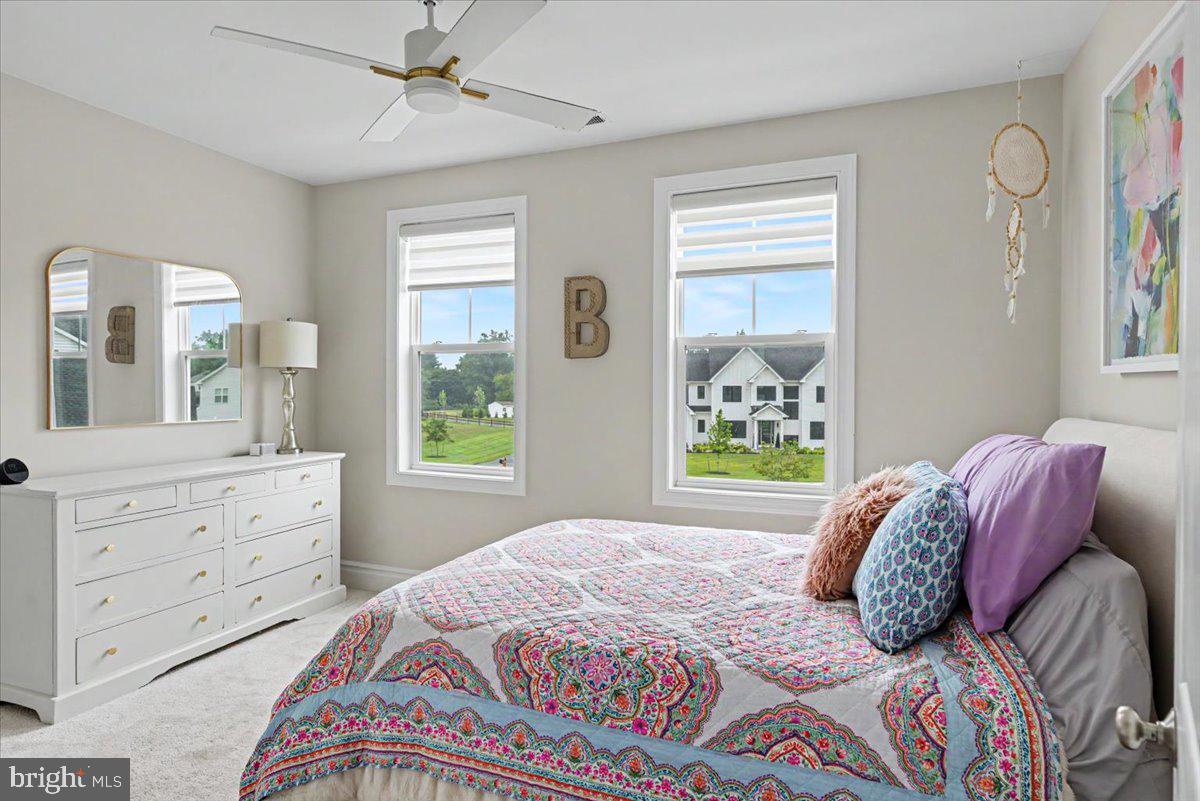 MEADOW CREEK - Residential