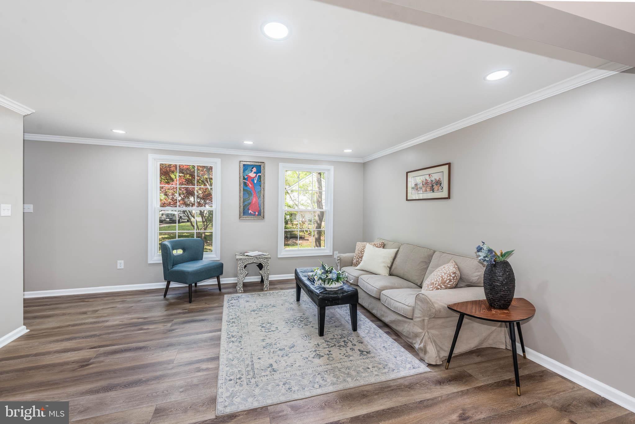 HARMANS WOODS - Residential