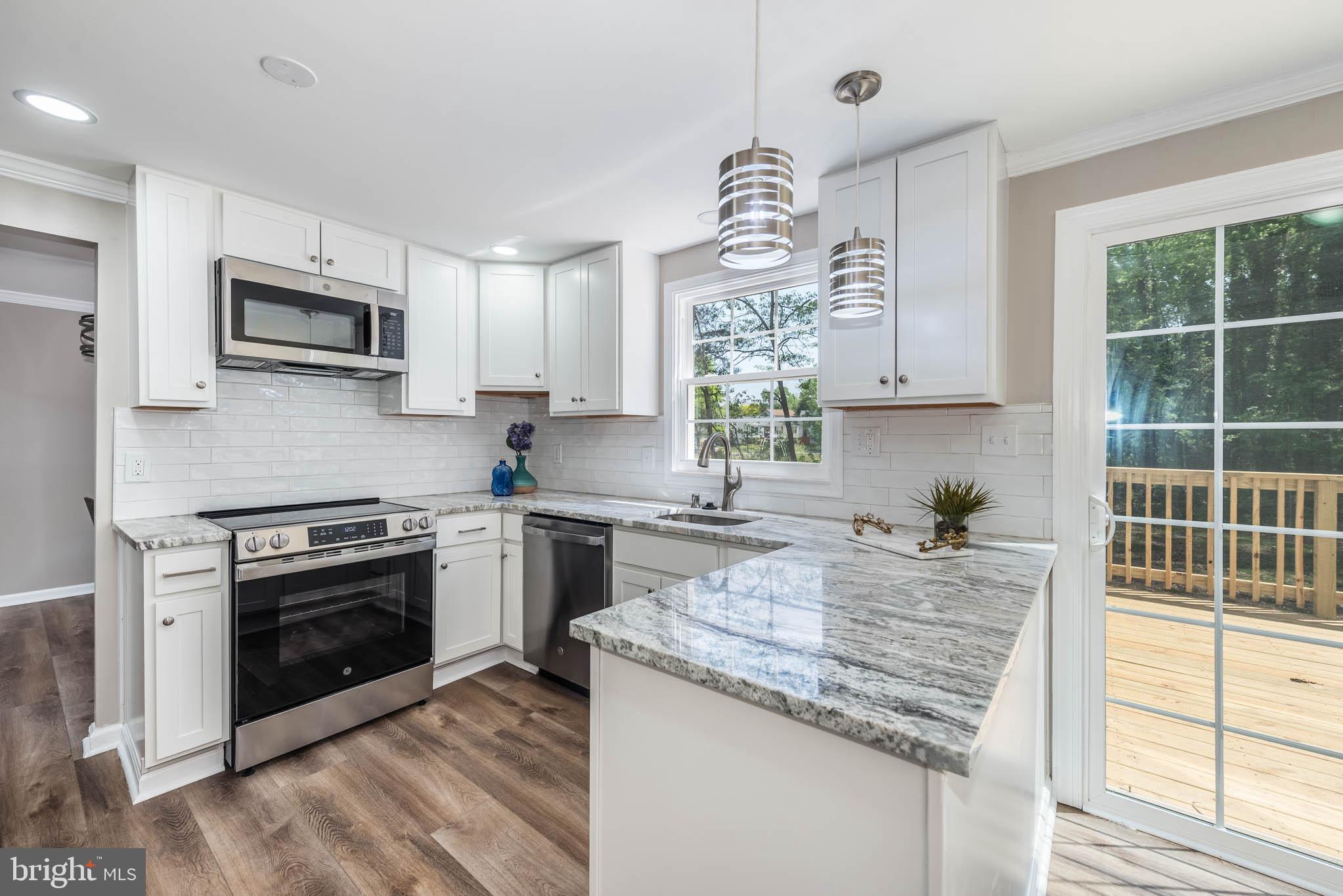 HARMANS WOODS - Residential
